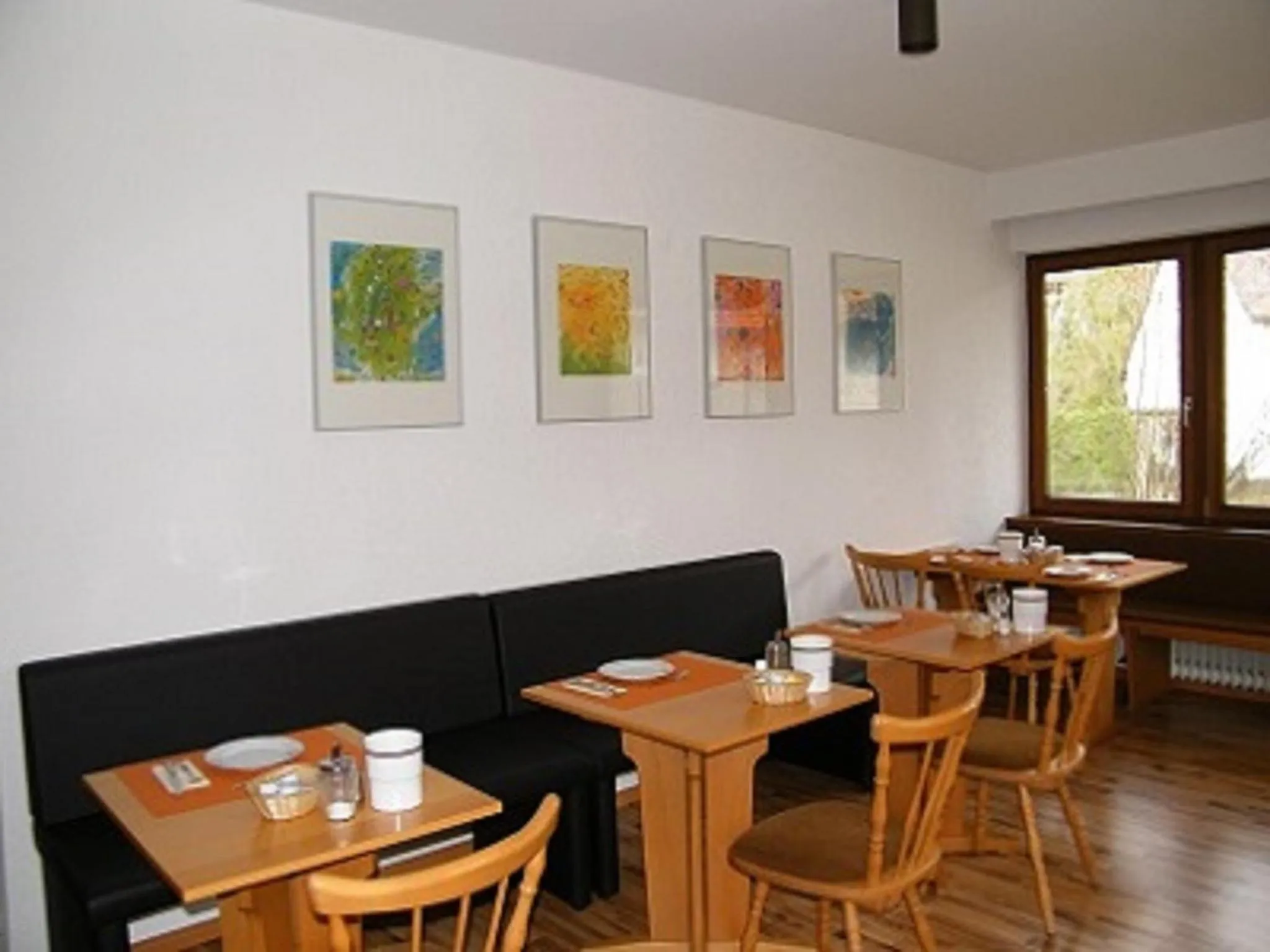 Restaurant/places to eat in Gästehaus Ruh - Non-Smoking