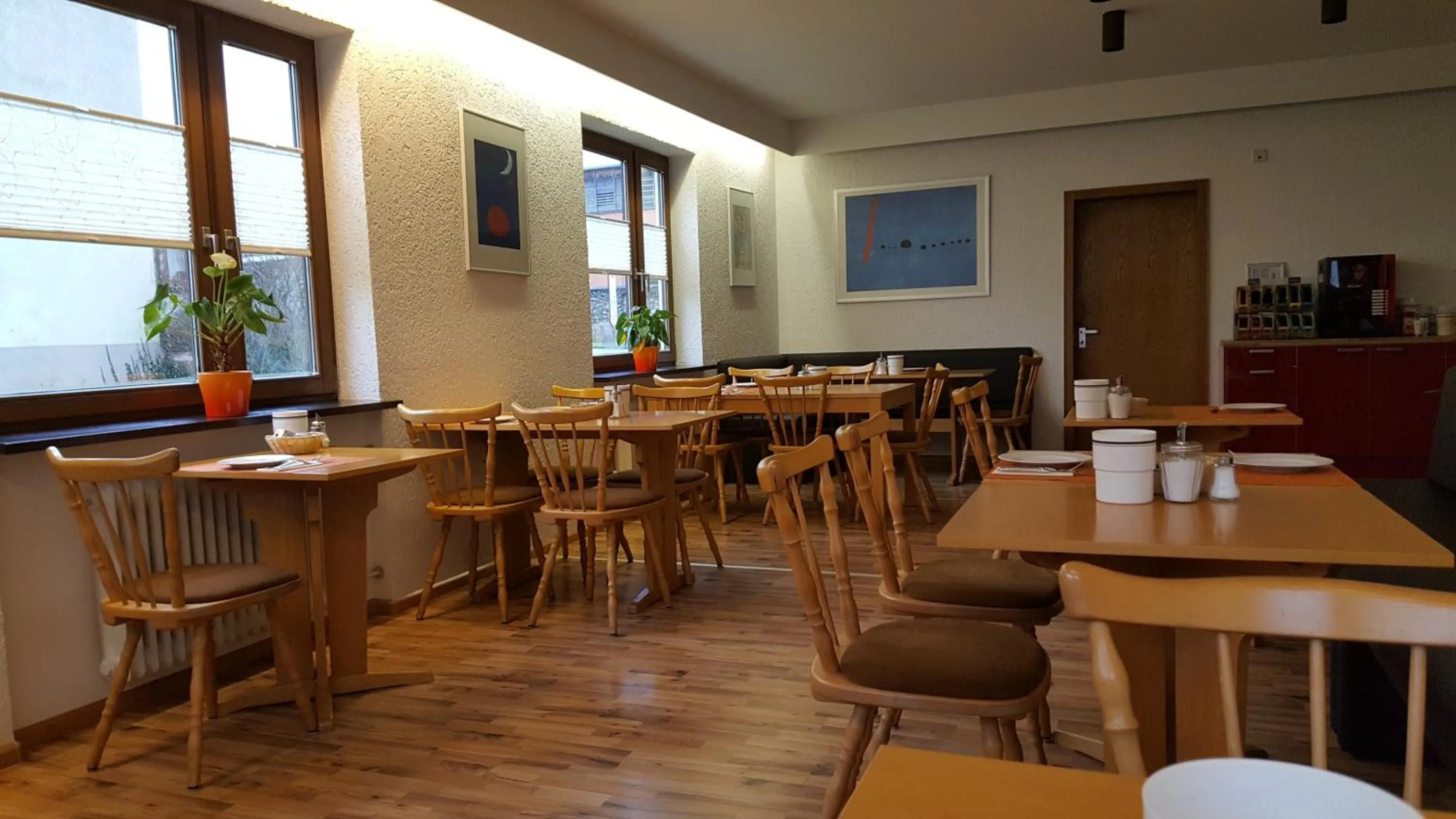 Restaurant/places to eat in Gästehaus Ruh - Non-Smoking