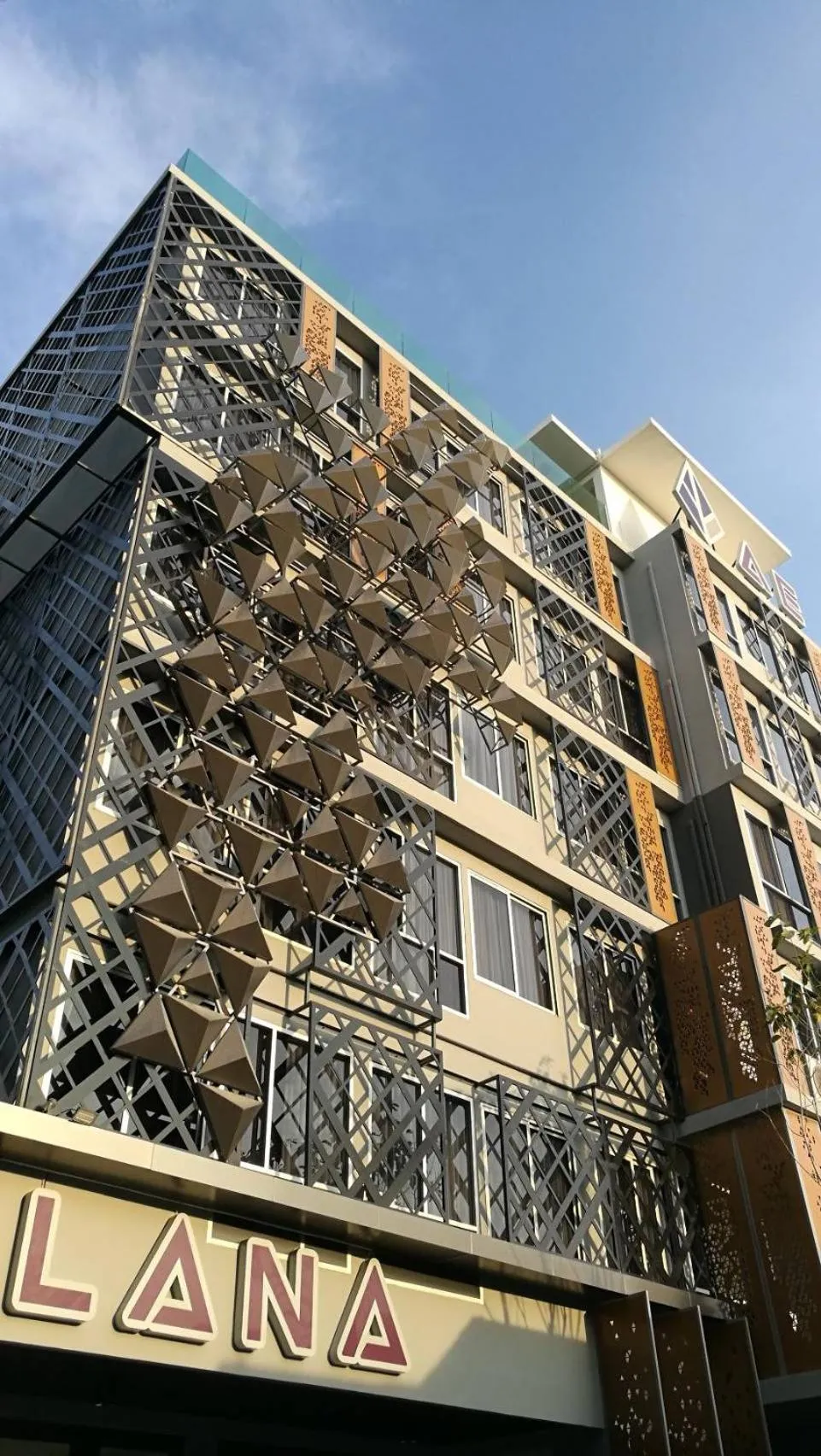 Property building in Ae Lana Chiangmai Hotel