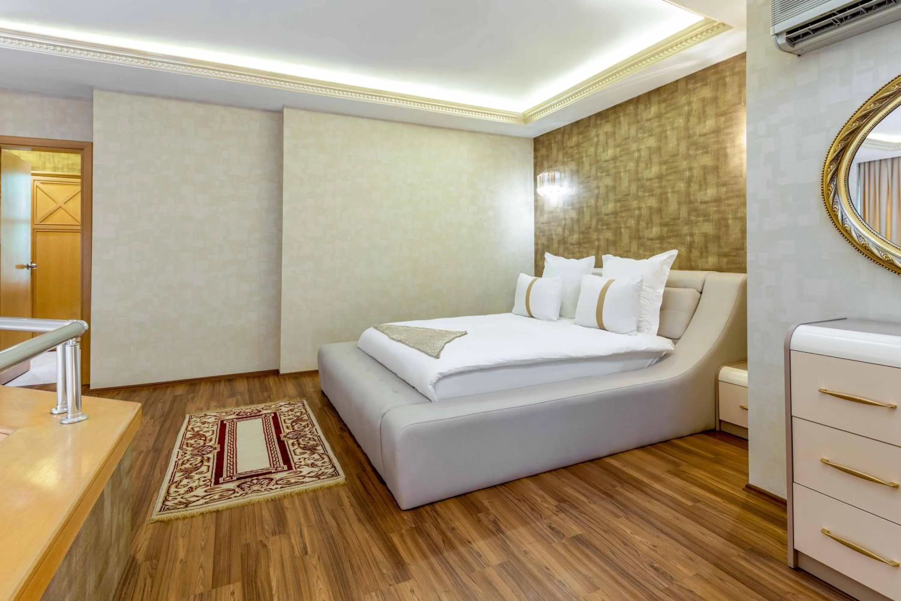 Bedroom, Bed in Polat Thermal Hotel