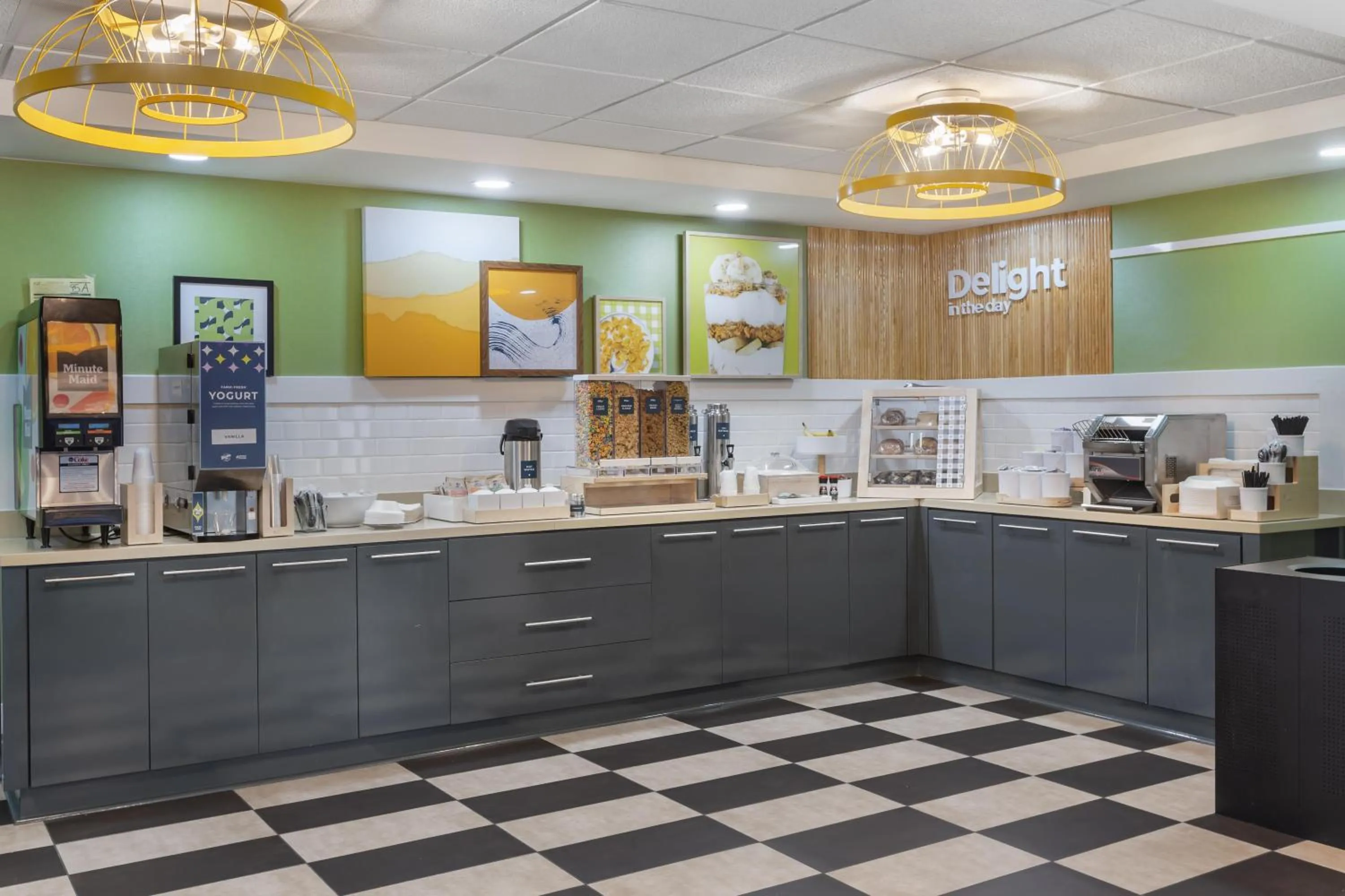 Breakfast in Spark by Hilton Atlanta Airport South College Park