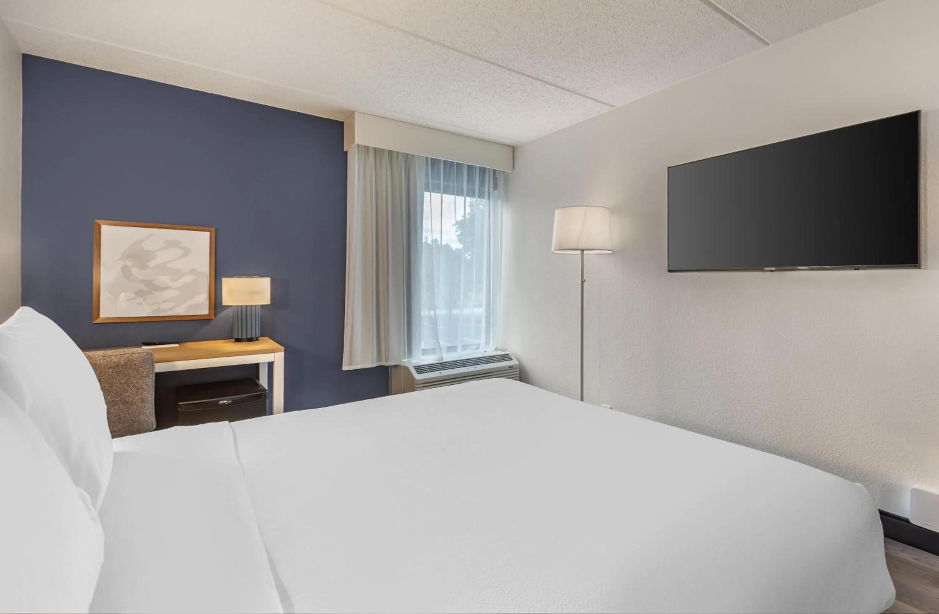 Bed in Spark by Hilton Atlanta Airport South College Park
