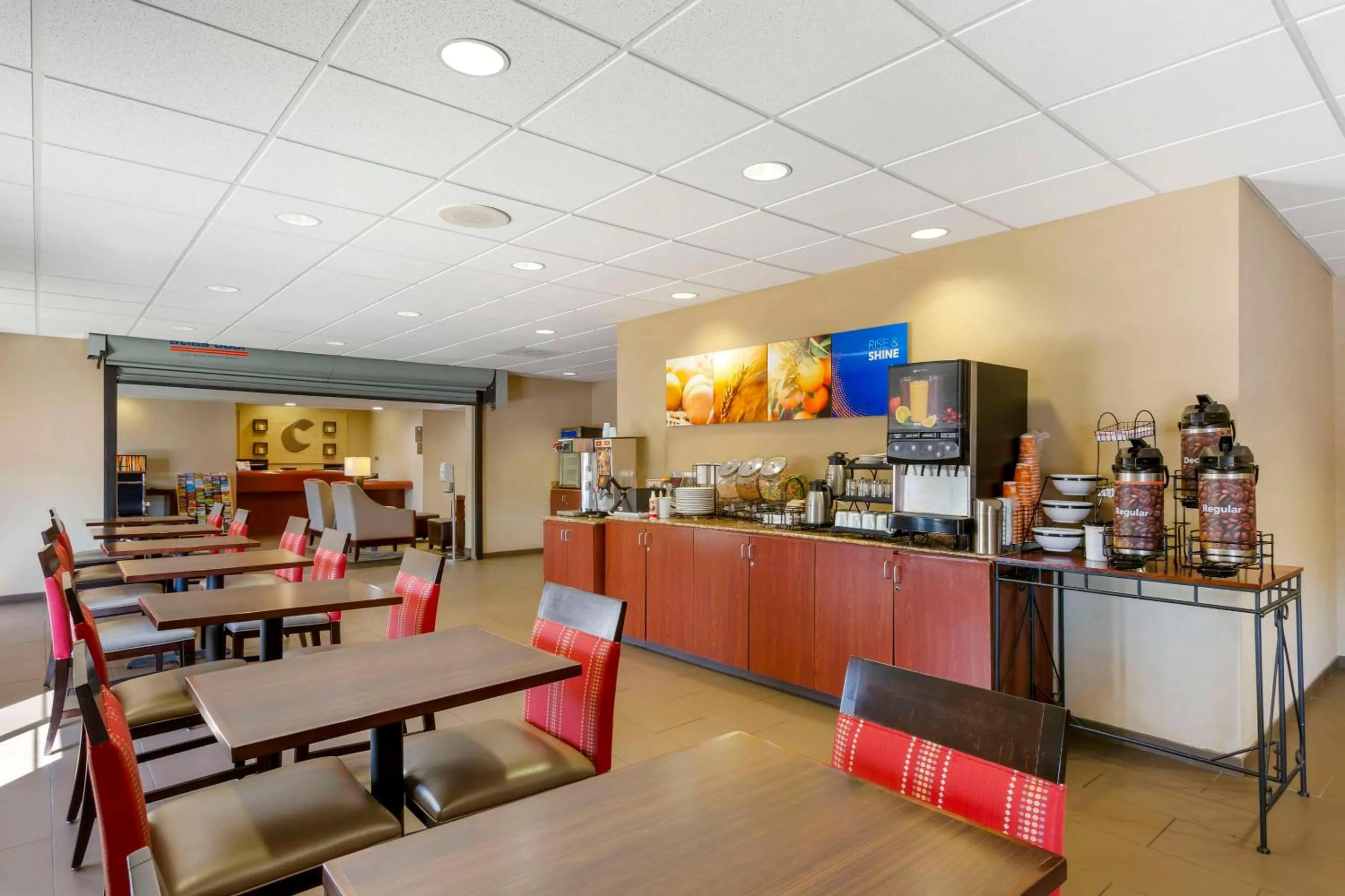 Breakfast in Comfort Inn Green Valley, Arizona