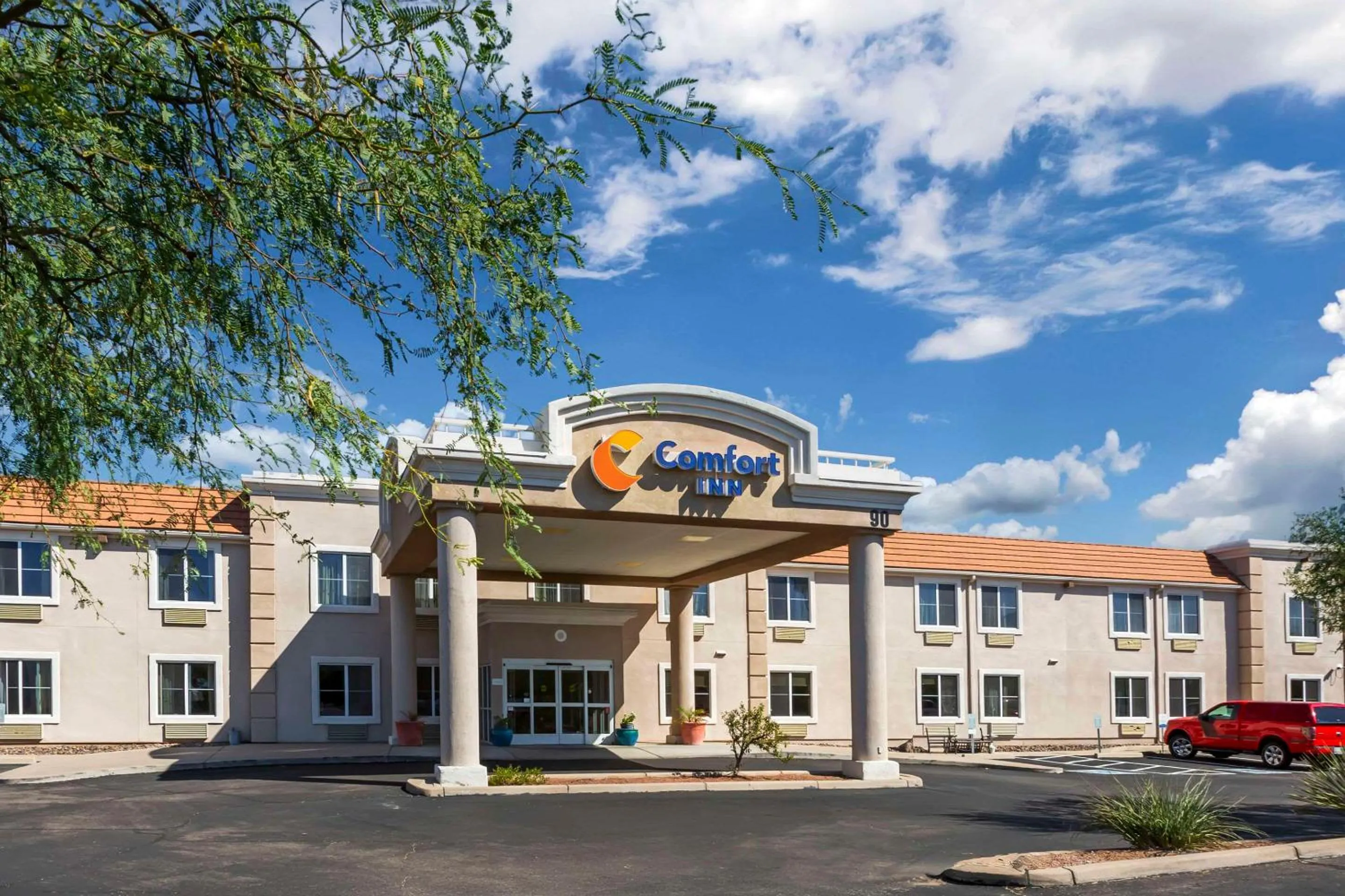 Property building in Comfort Inn Green Valley, Arizona