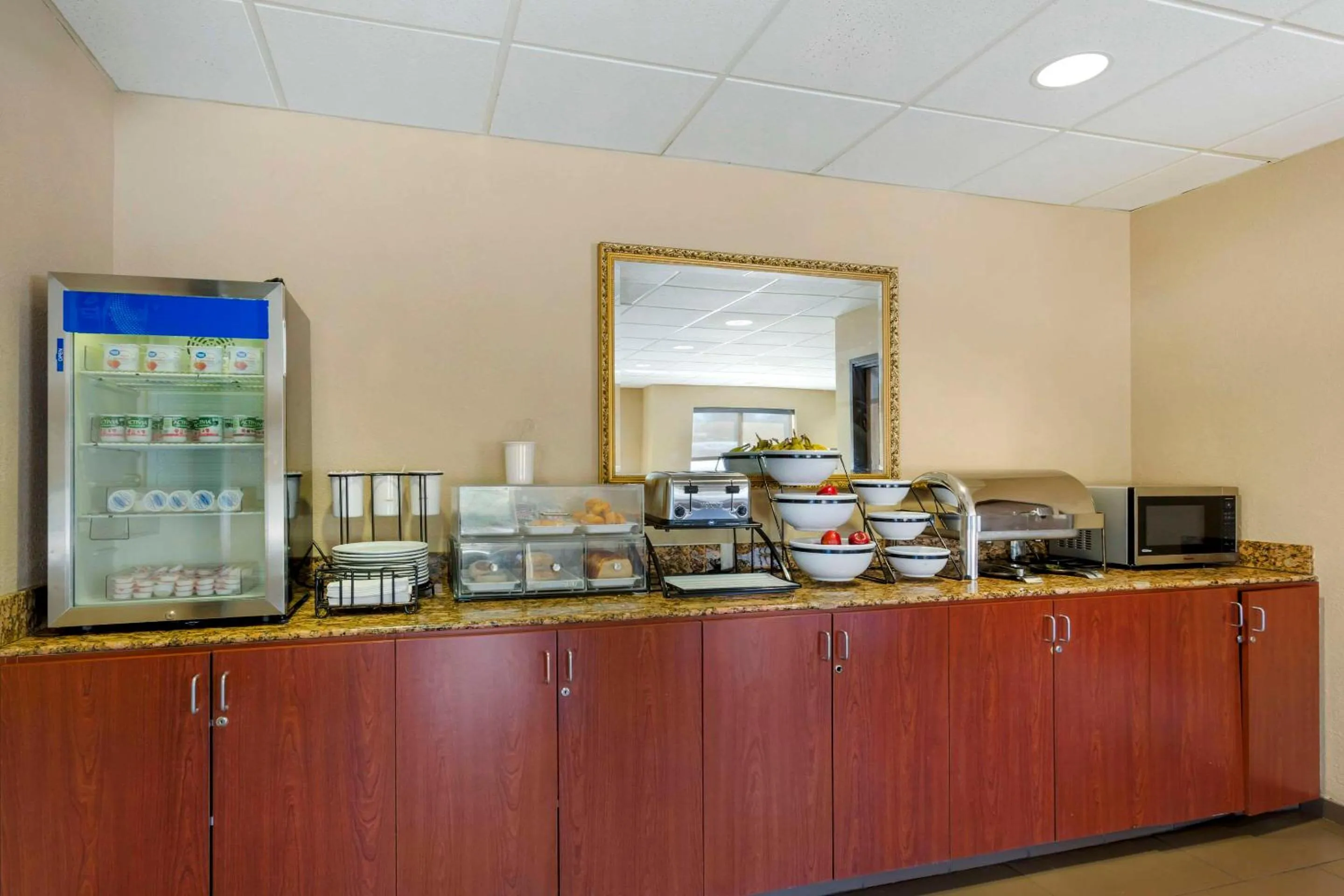 Breakfast in Comfort Inn Green Valley, Arizona