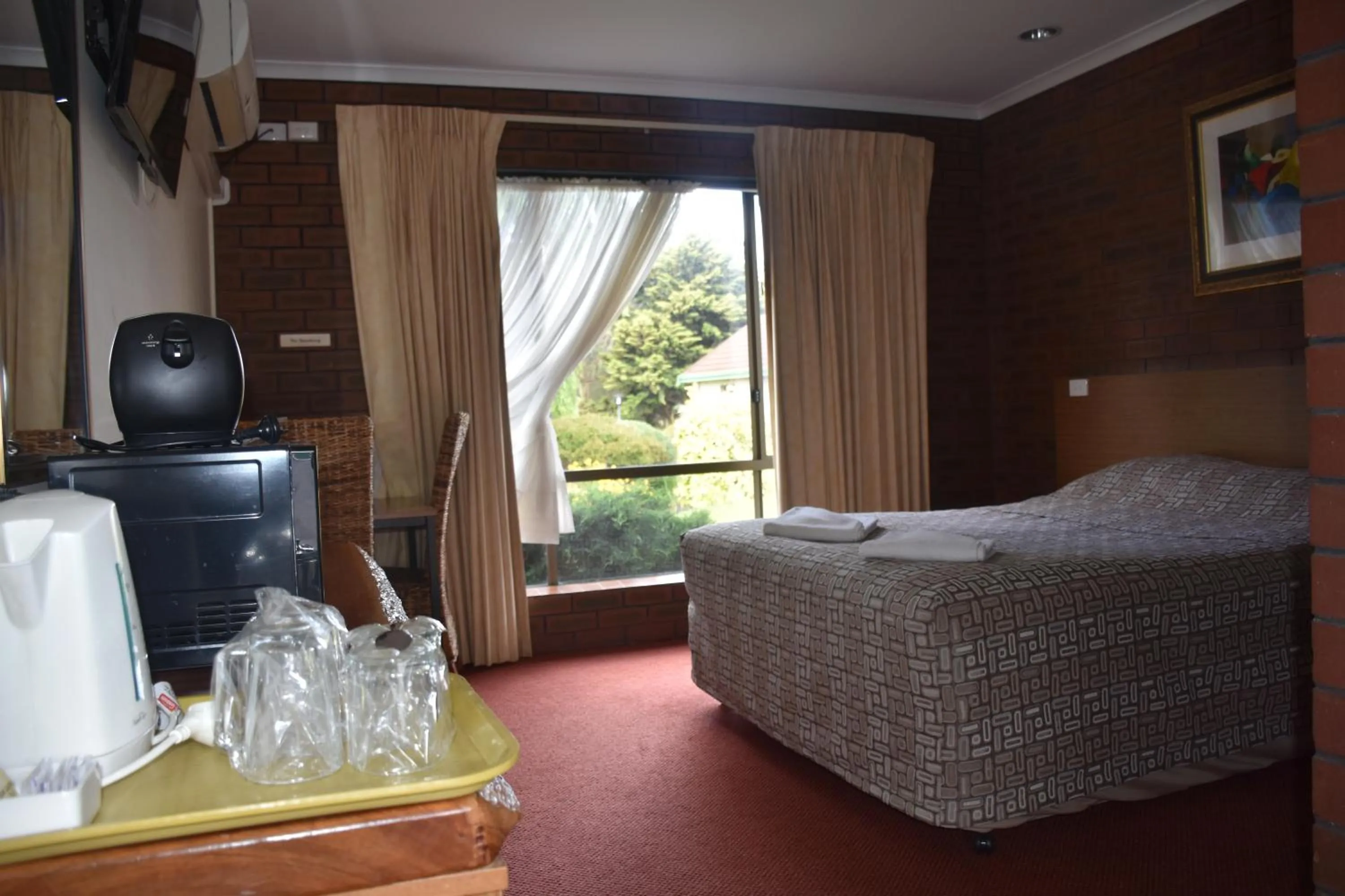 Bed in Mount Barker Valley Views Motel & Chalets, Western Australia