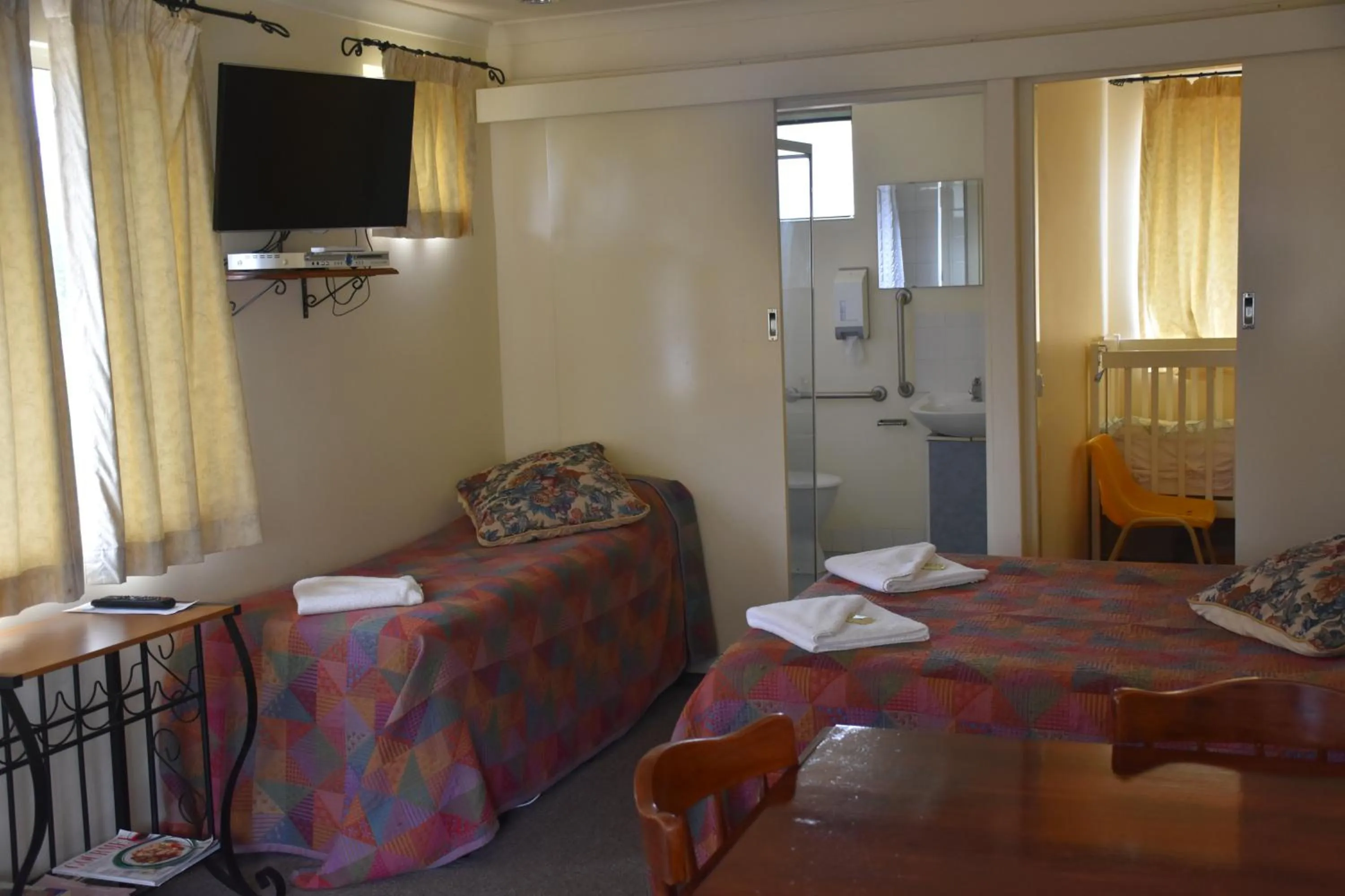 Standard Suite in Mount Barker Valley Views Motel & Chalets, Western Australia