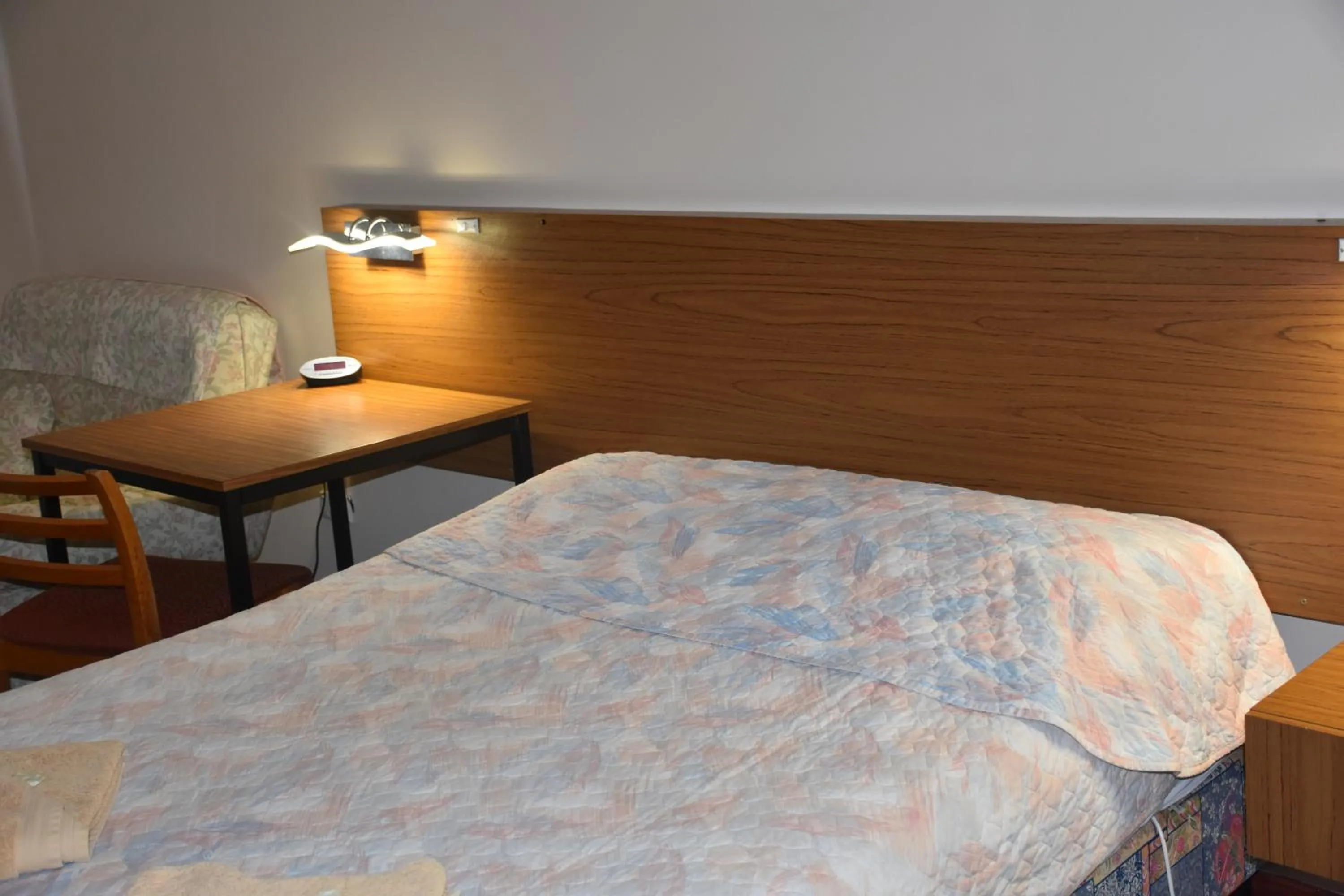 Bed in Mount Barker Valley Views Motel & Chalets, Western Australia