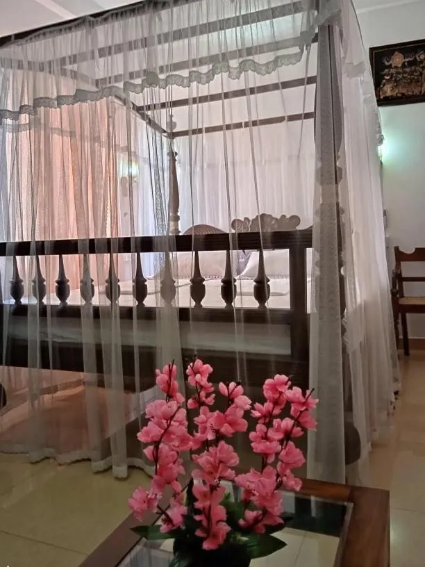 Hotel Dolphin Hikkaduwa
