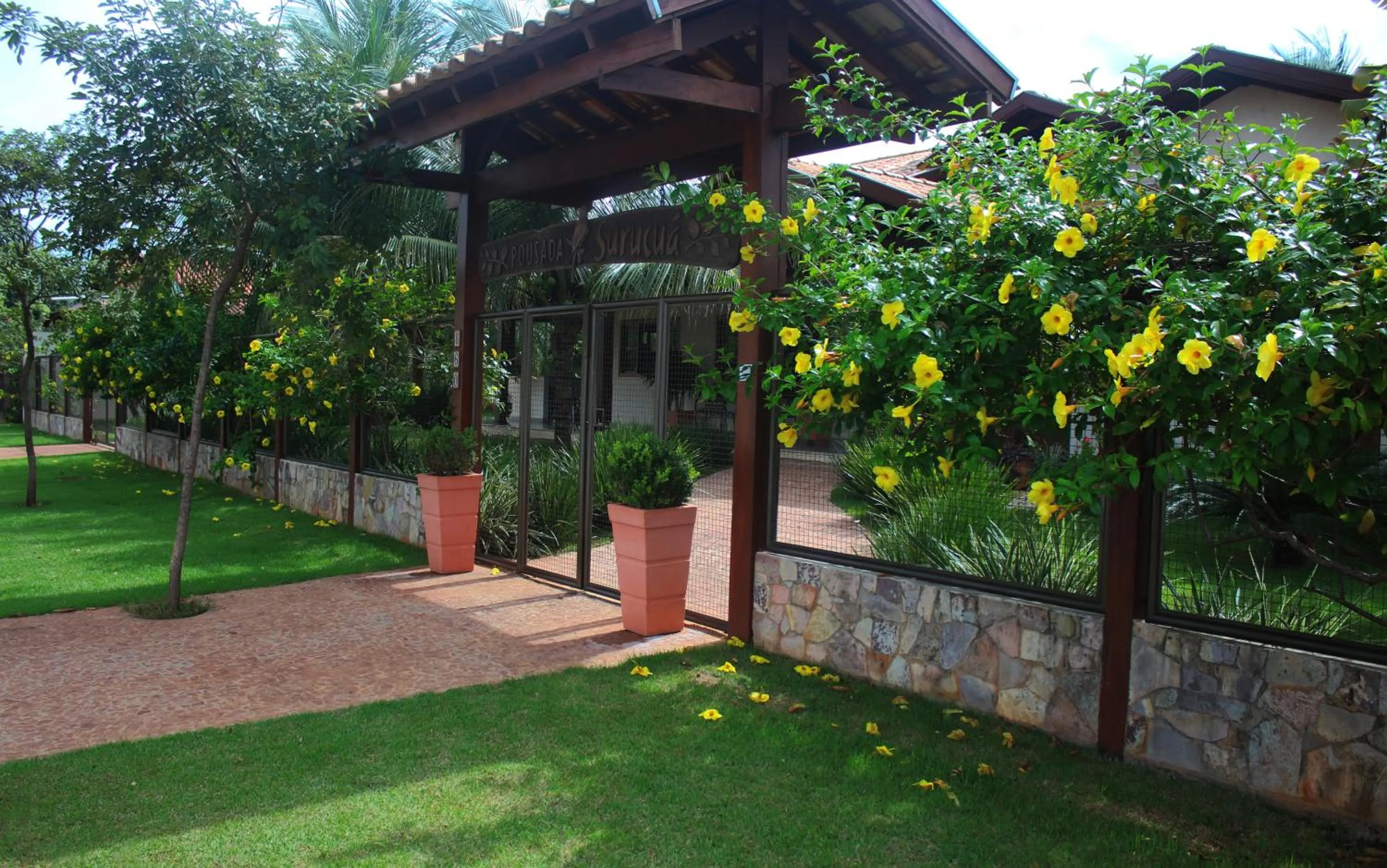 Facade/entrance in Pousada Surucuá - Bonito MS