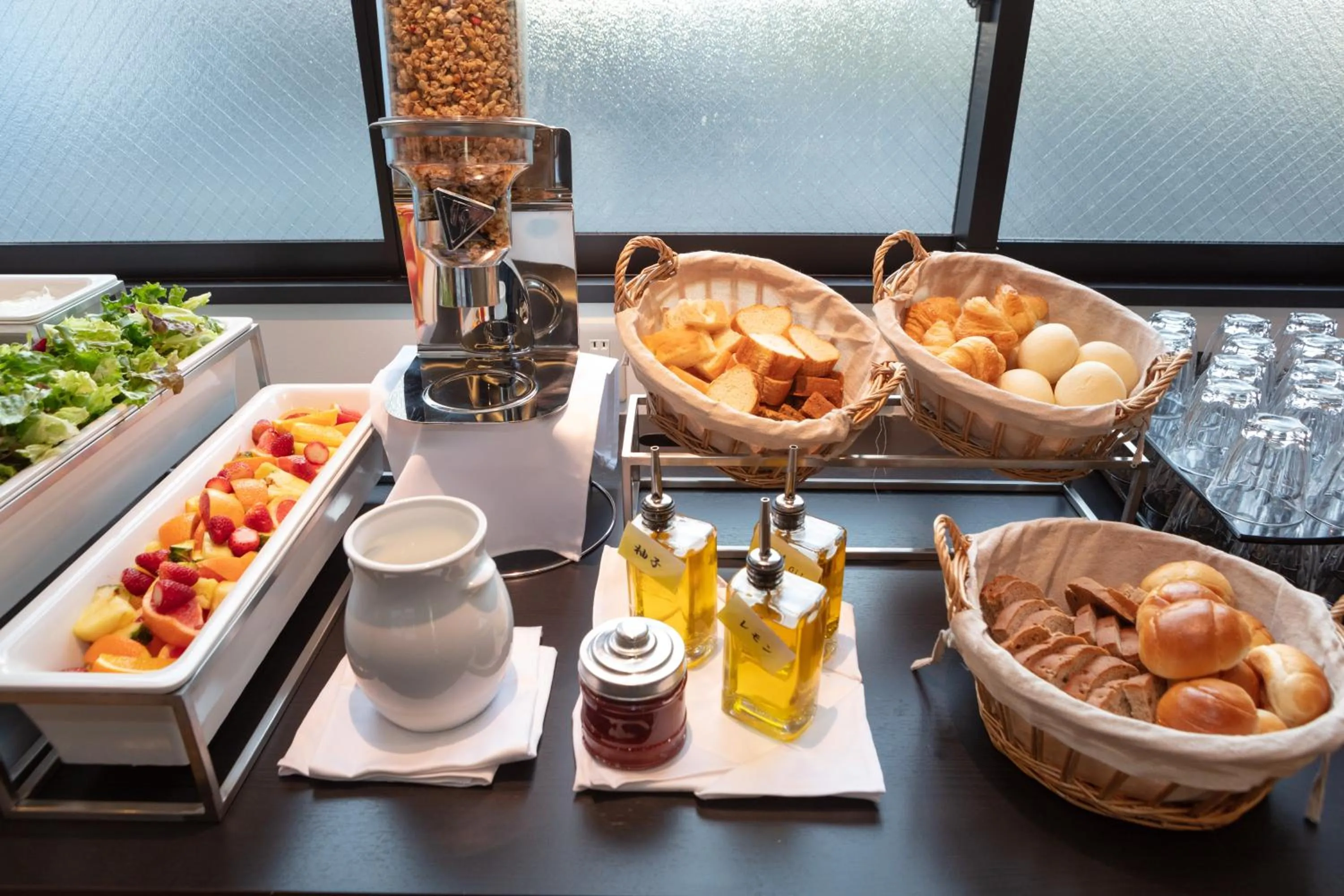 Restaurant/places to eat in Ariston Hotel Kyoto Jujo