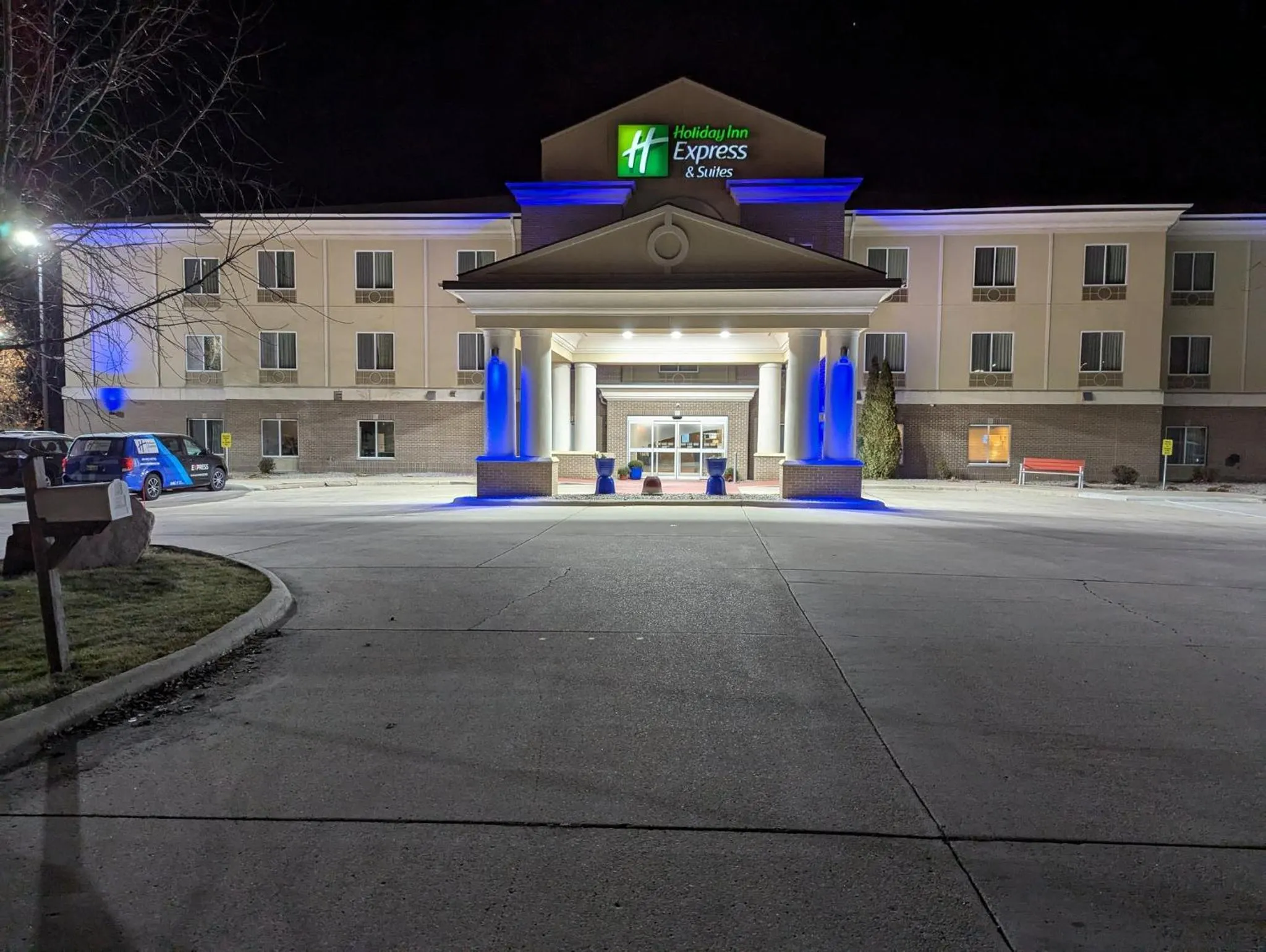 Property building in Holiday Inn Express & Suites Northwood by IHG