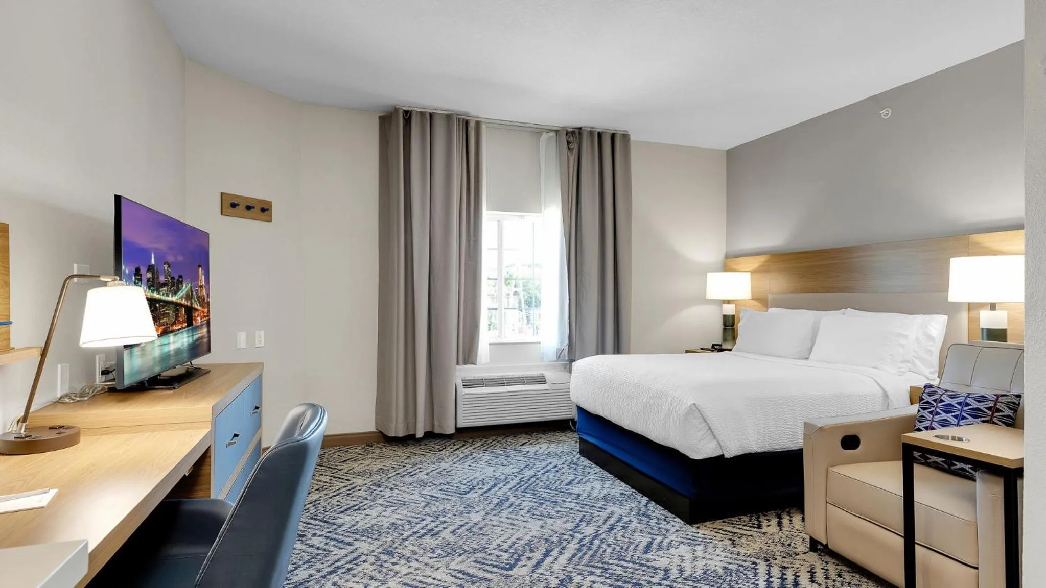 Bedroom, Bed in Candlewood Suites San Antonio Downtown by IHG