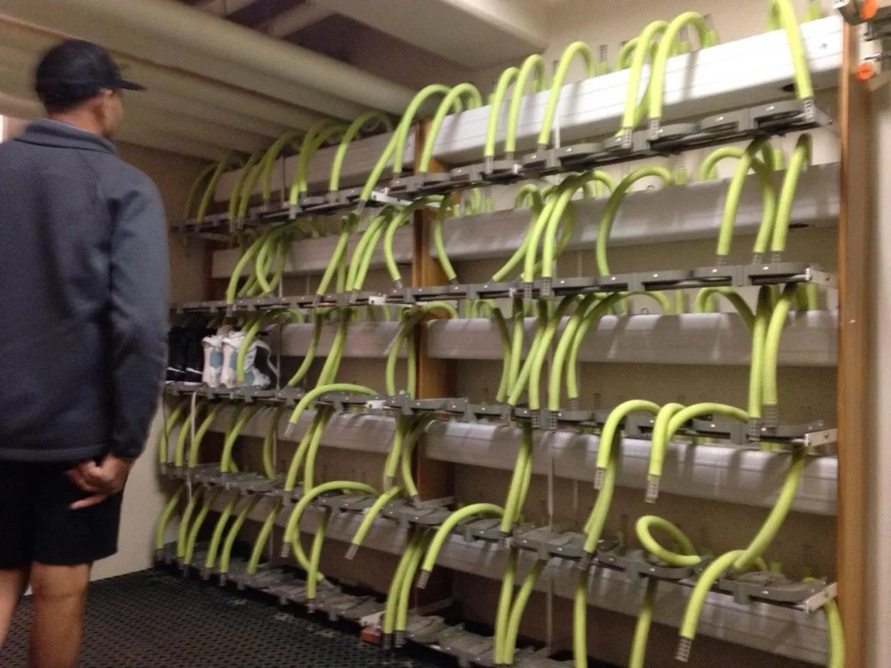 Area and facilities in Refre Hotel