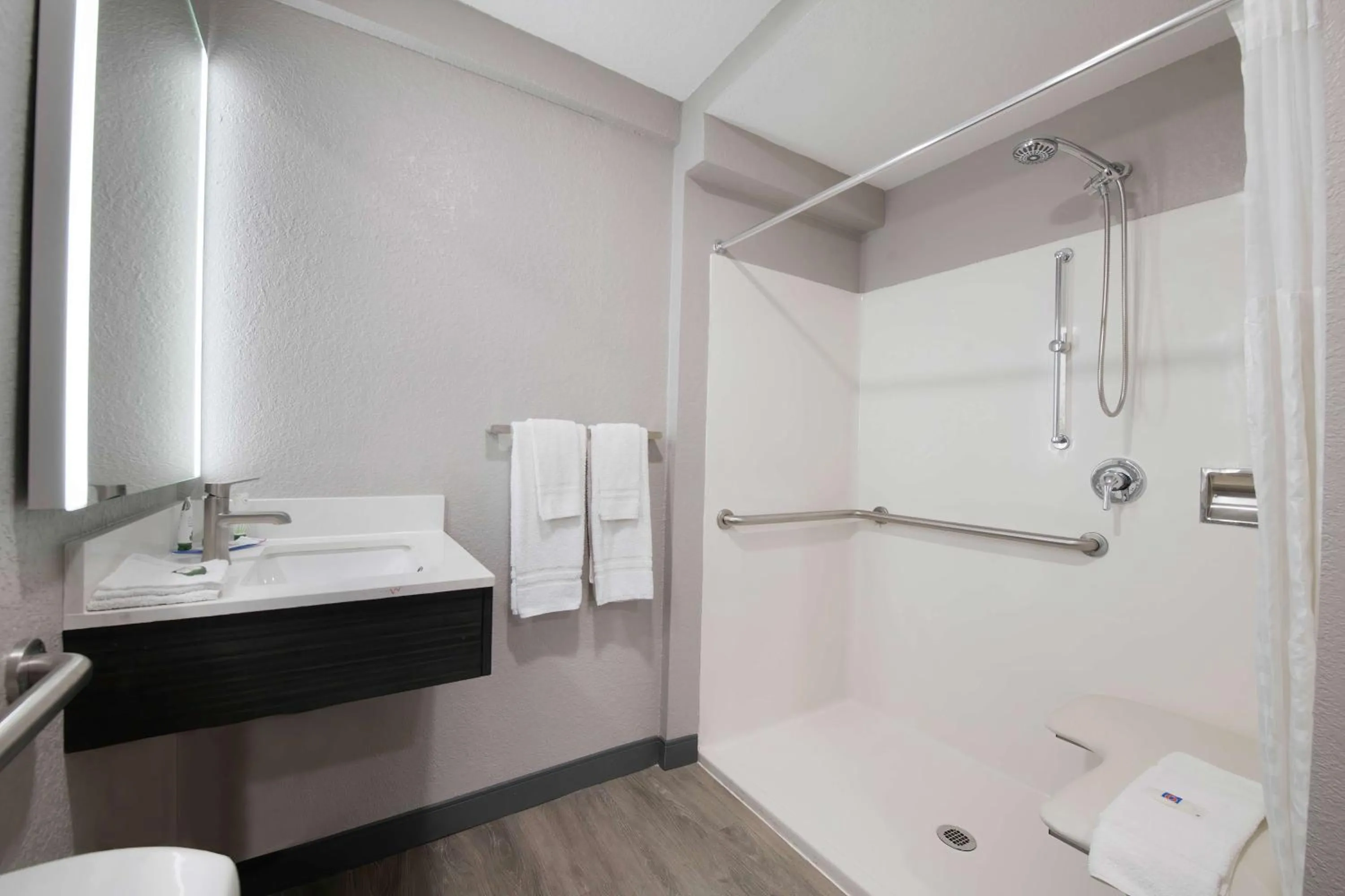 Bathroom in Motel 6-Atlanta, GA - Downtown