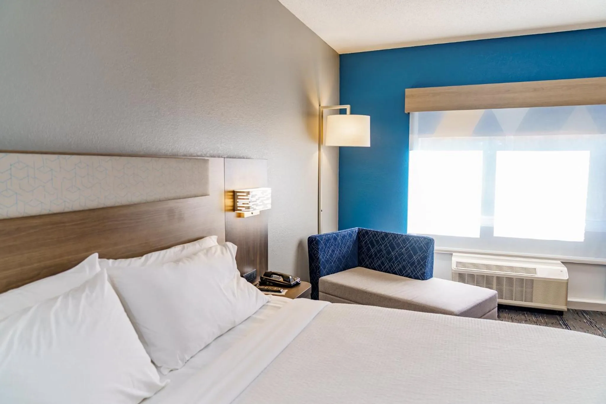 Photo of the whole room, Bed in Holiday Inn Express Hotel Raleigh Southwest by IHG