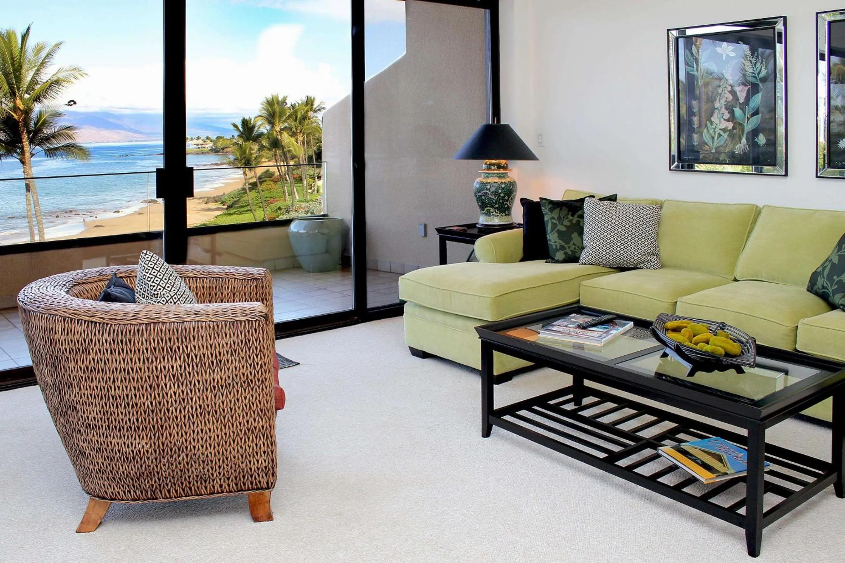 Photo of the whole room in Makena Surf- CoralTree Residence Collection