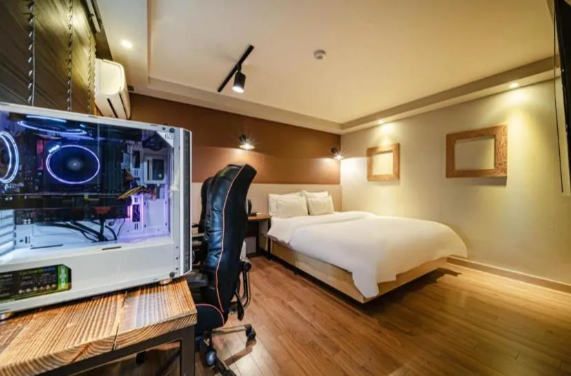 Bed in Ulsan Hotel 109