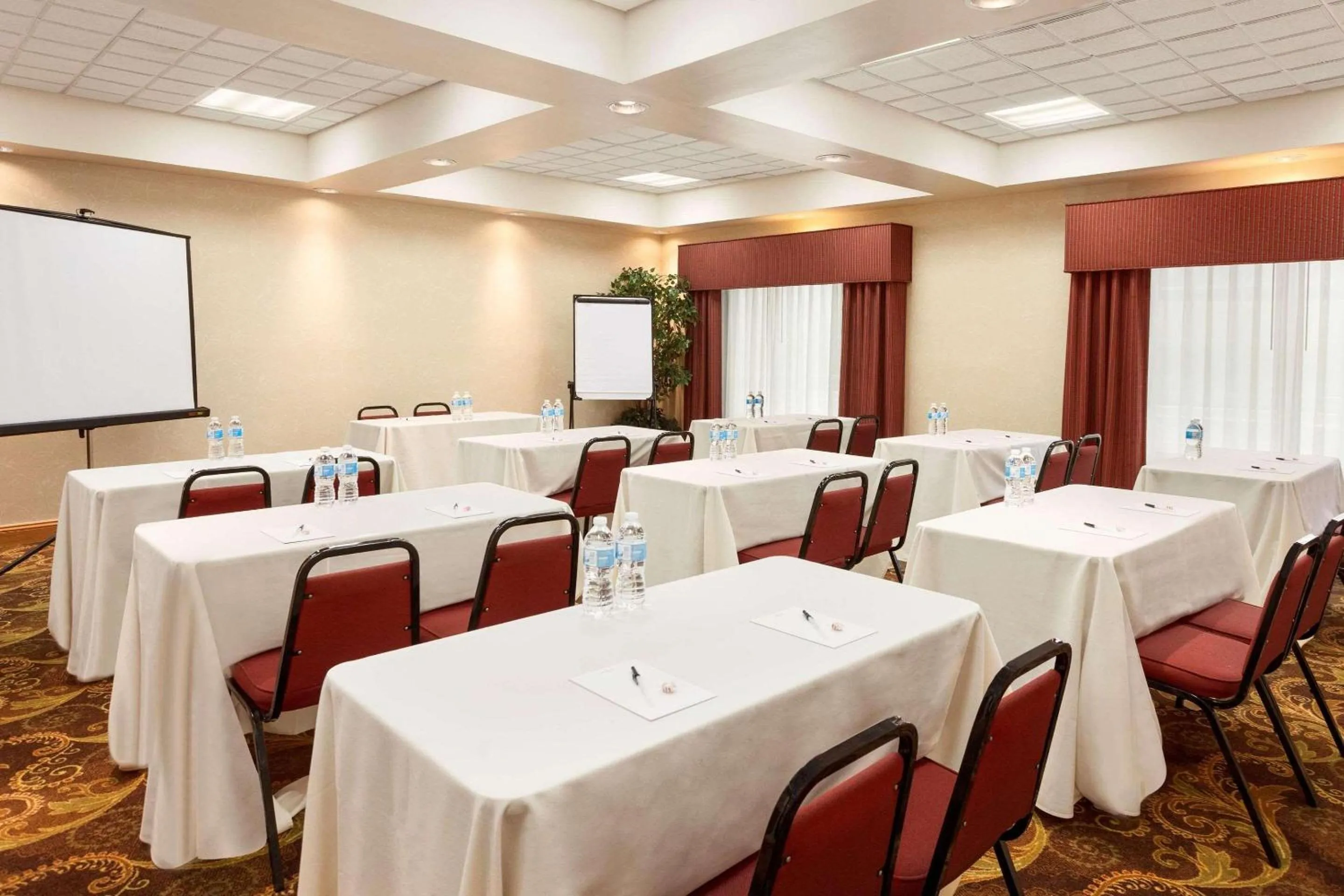 Meeting/conference room in Country Inn & Suites by Radisson, Bel Air-Aberdeen, MD
