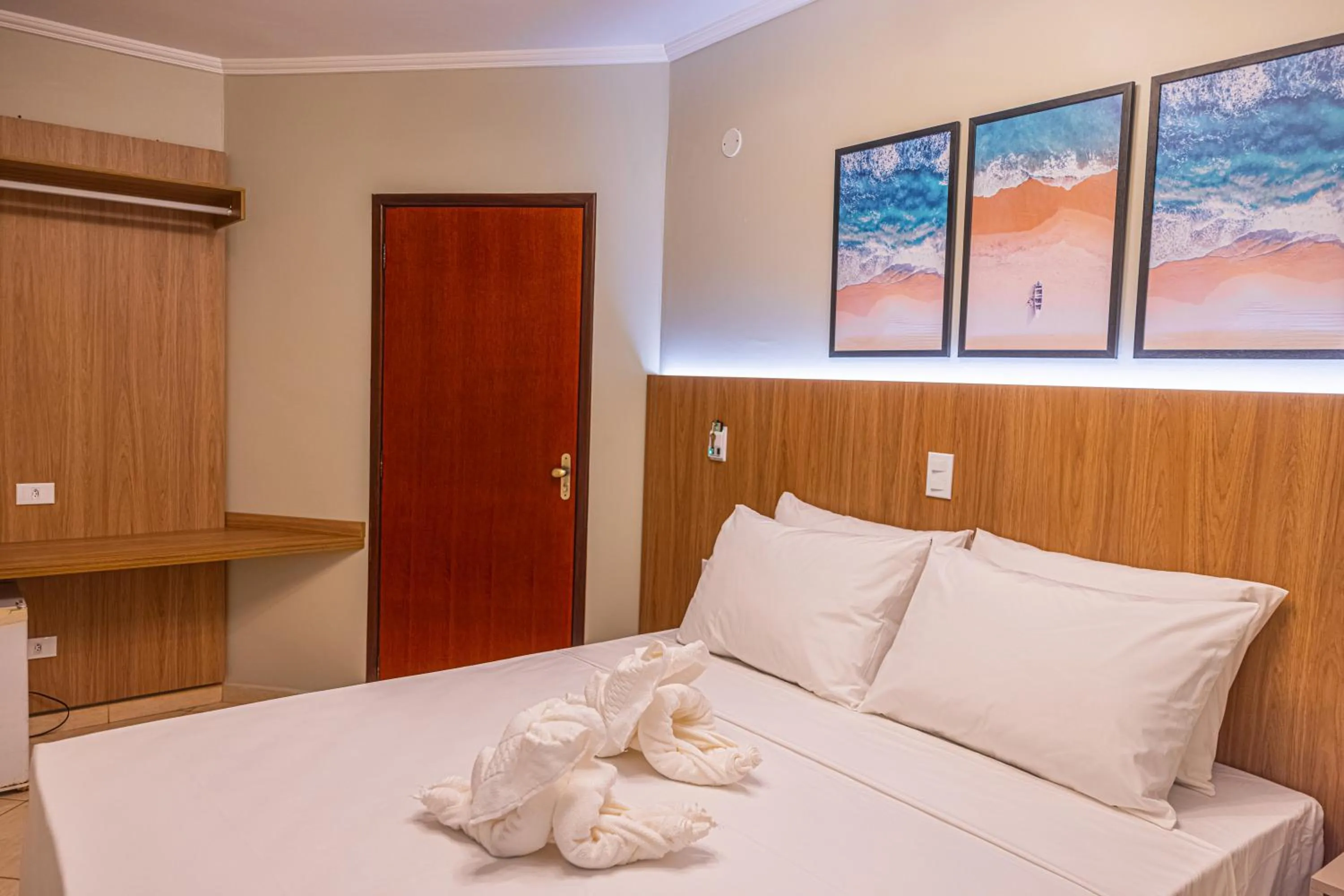 Photo of the whole room, Bed in Ubatuba Eco Hotel