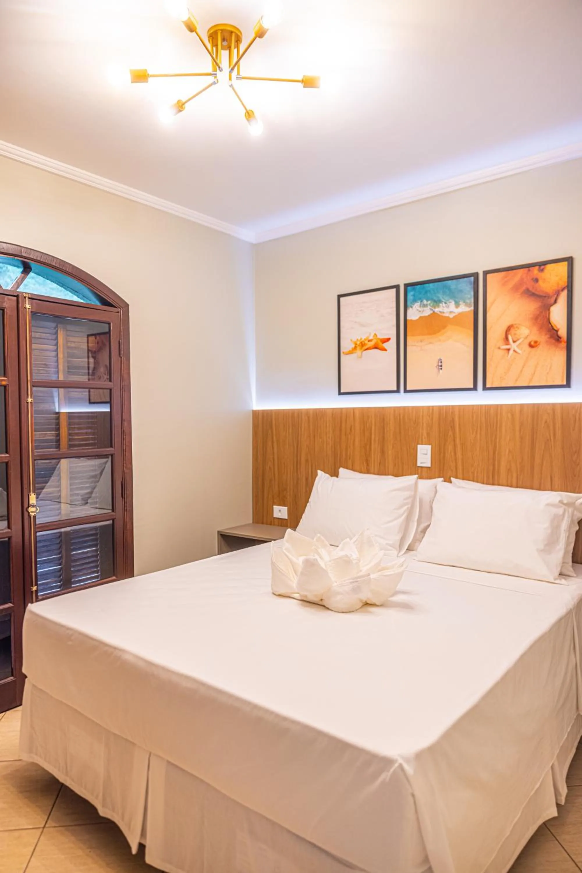 Photo of the whole room, Bed in Ubatuba Eco Hotel