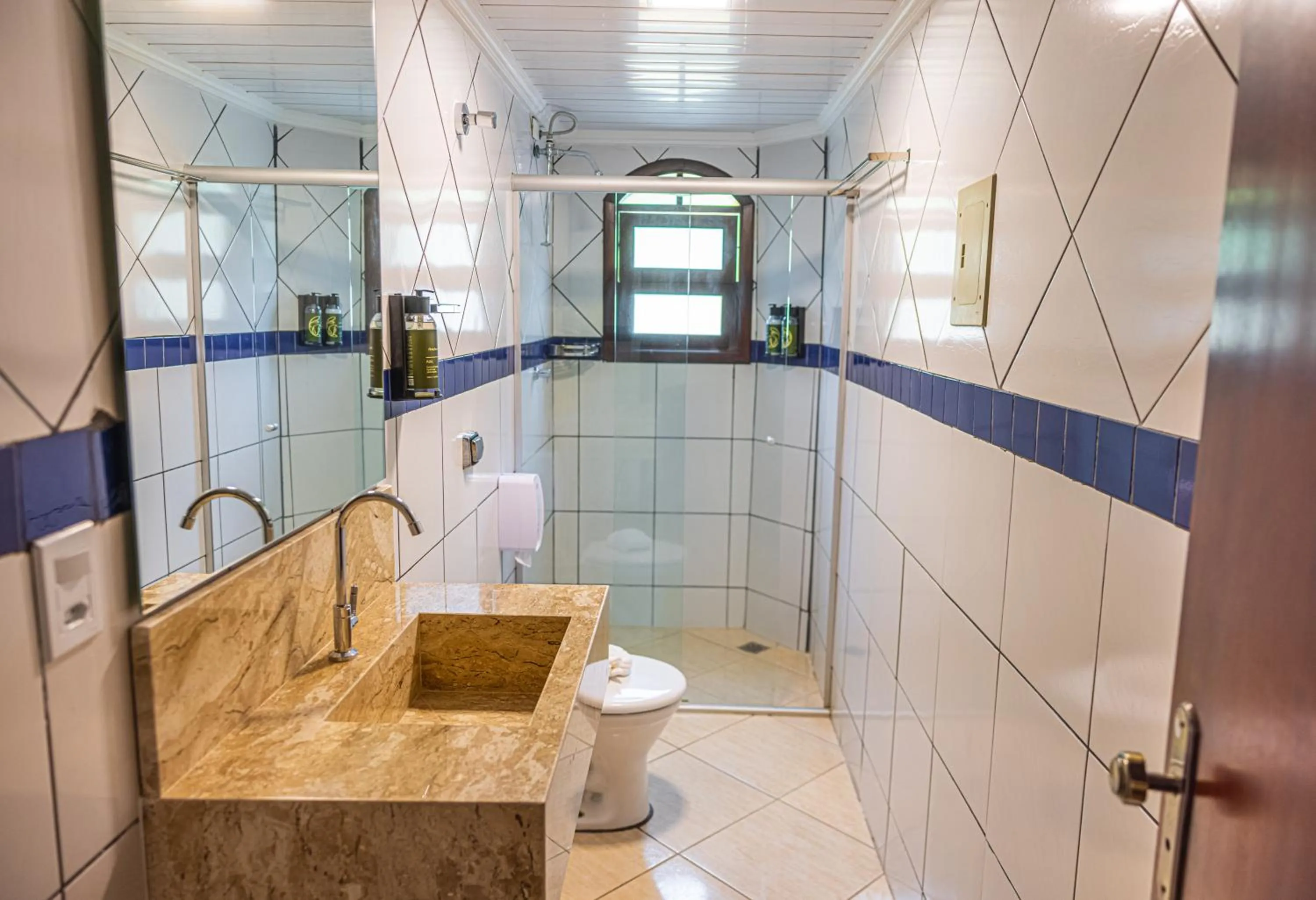 Bathroom in Ubatuba Eco Hotel