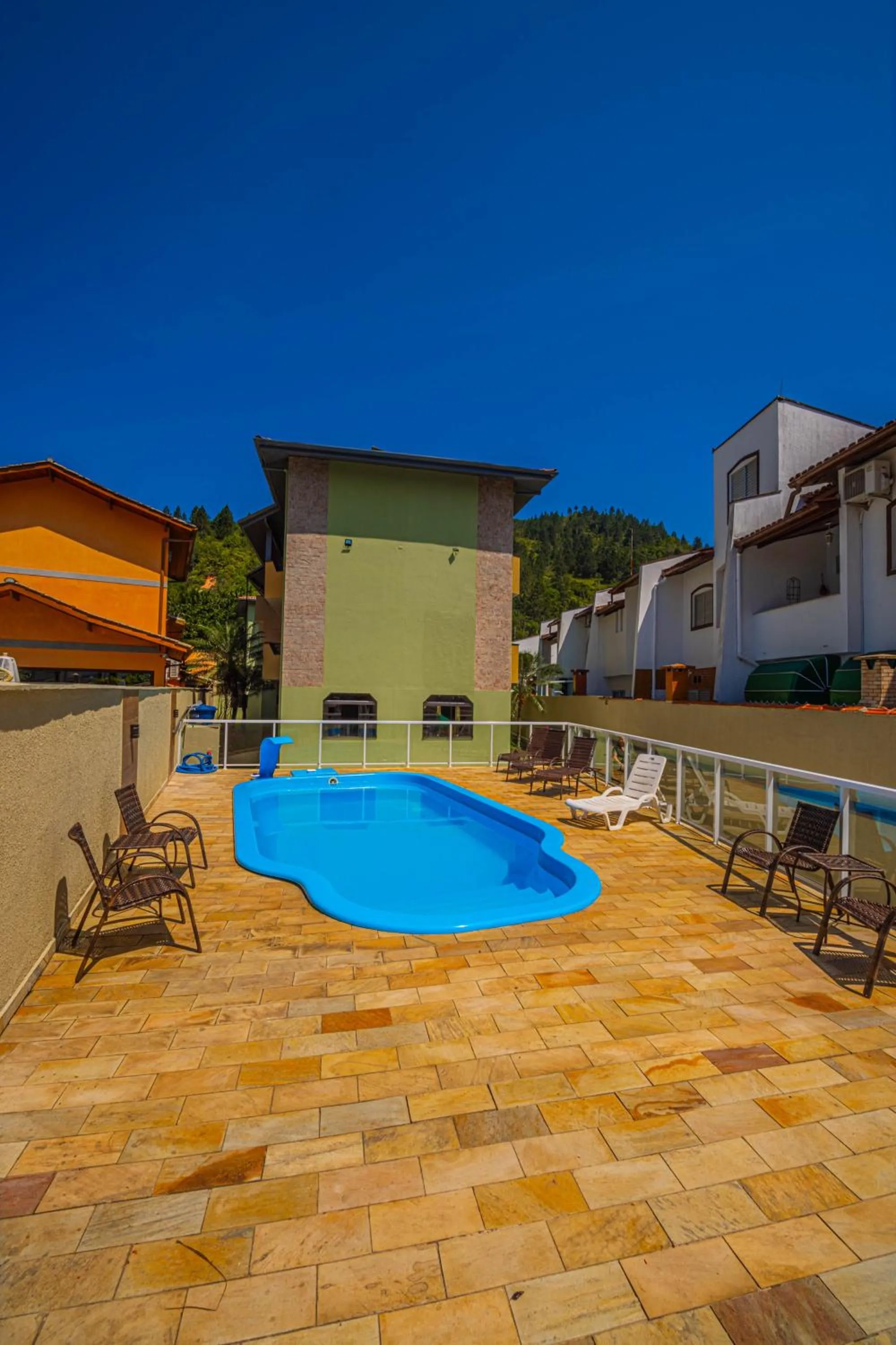 Swimming pool in Ubatuba Eco Hotel
