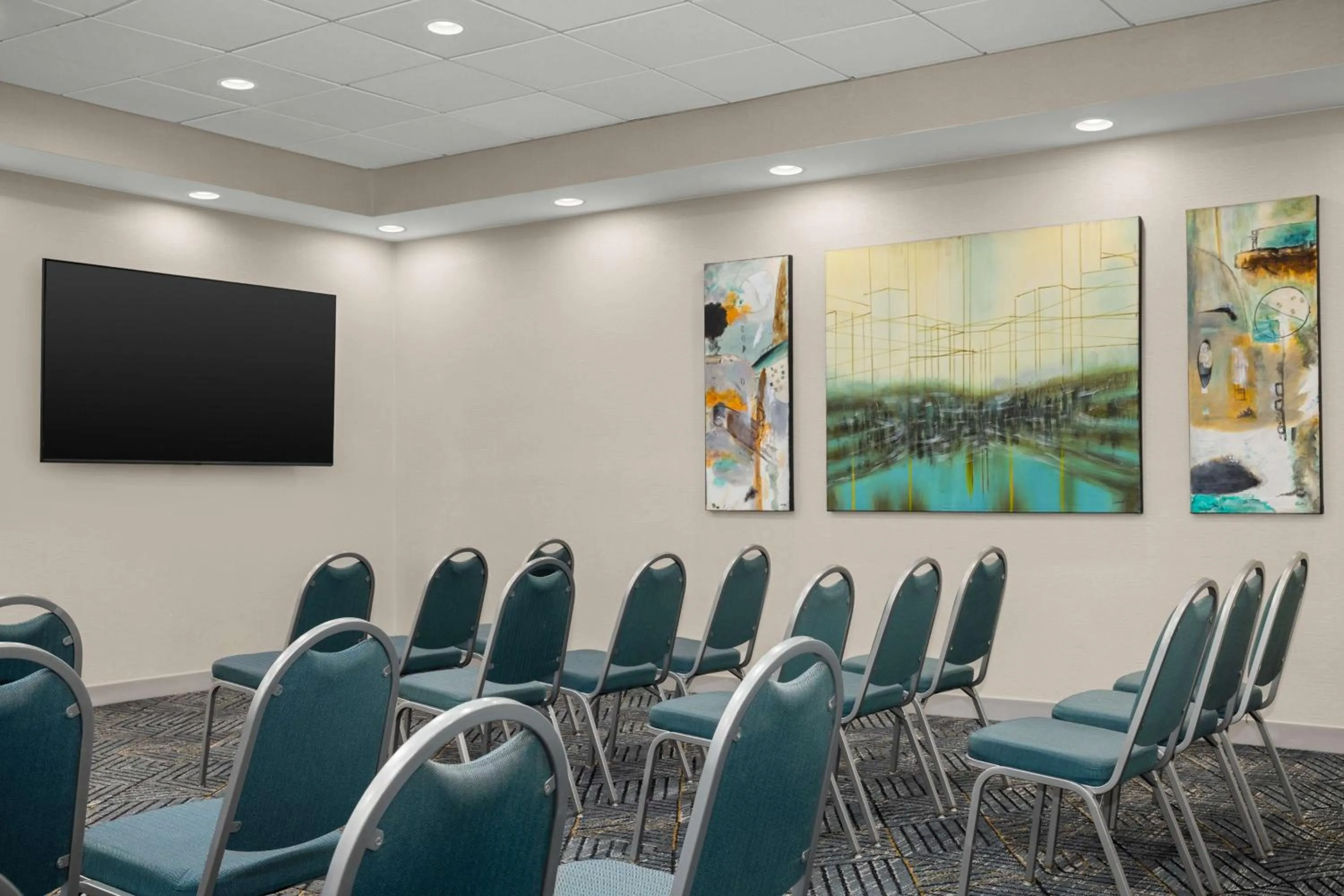 Meeting/conference room in Homewood Suites by Hilton Atlanta-Alpharetta