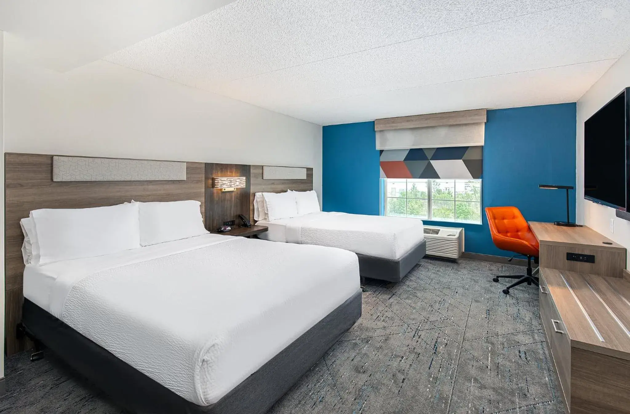 Queen Room with Two Queen Beds - Disability Access in Holiday Inn Express & Suites Columbus at Northlake by IHG Queen Room with Two Queen Beds - Disability Access in Holiday Inn Express & Suites Columbus at Northlake by IHG