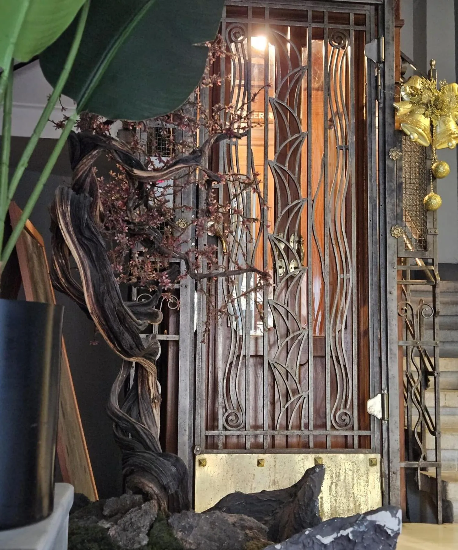 elevator in Lina Hotel Taksim Pera