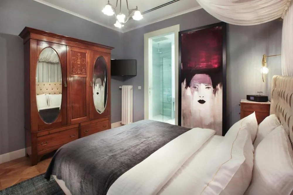 Bed in Lina Hotel Taksim Pera