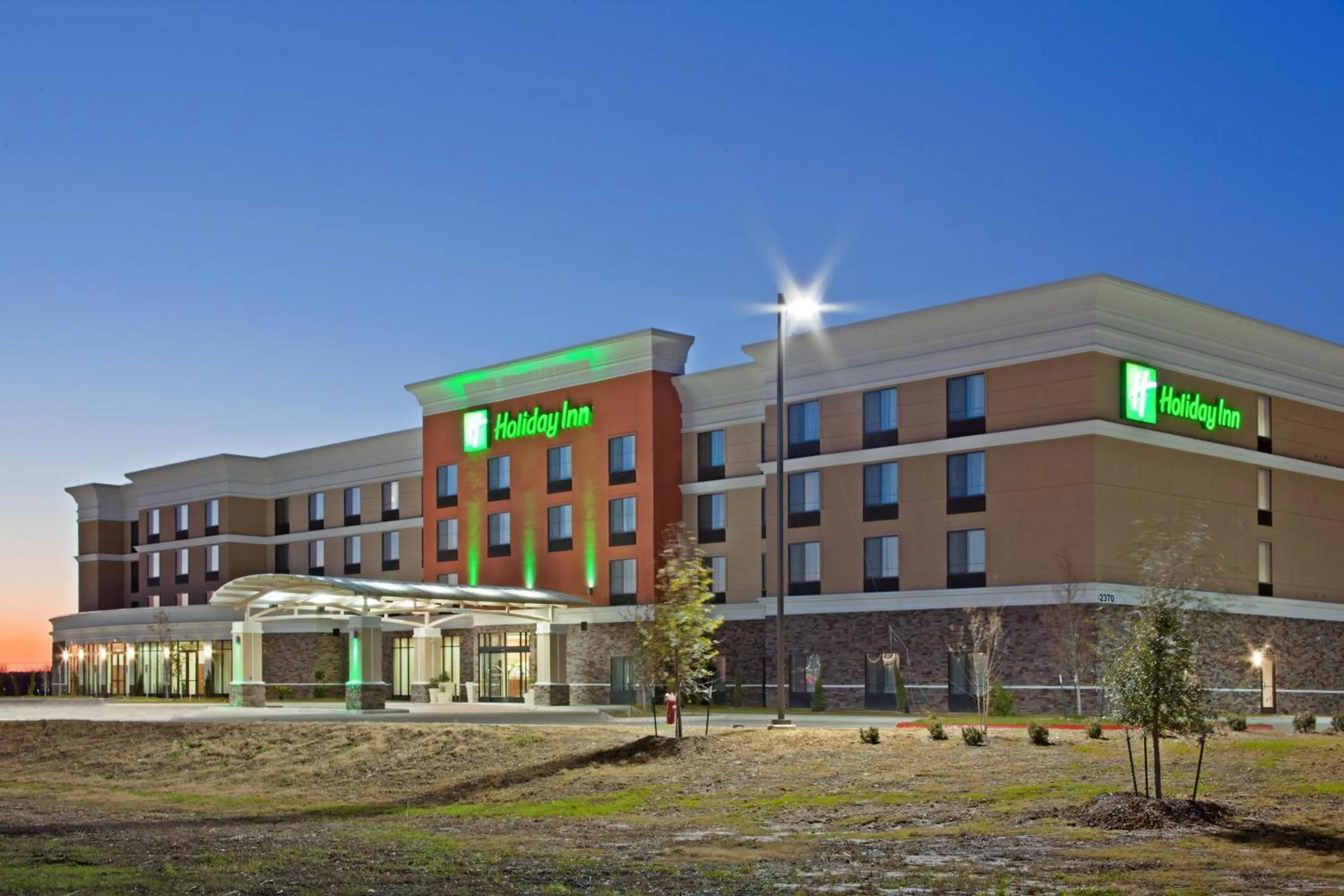Property building in Holiday Inn Austin North by IHG