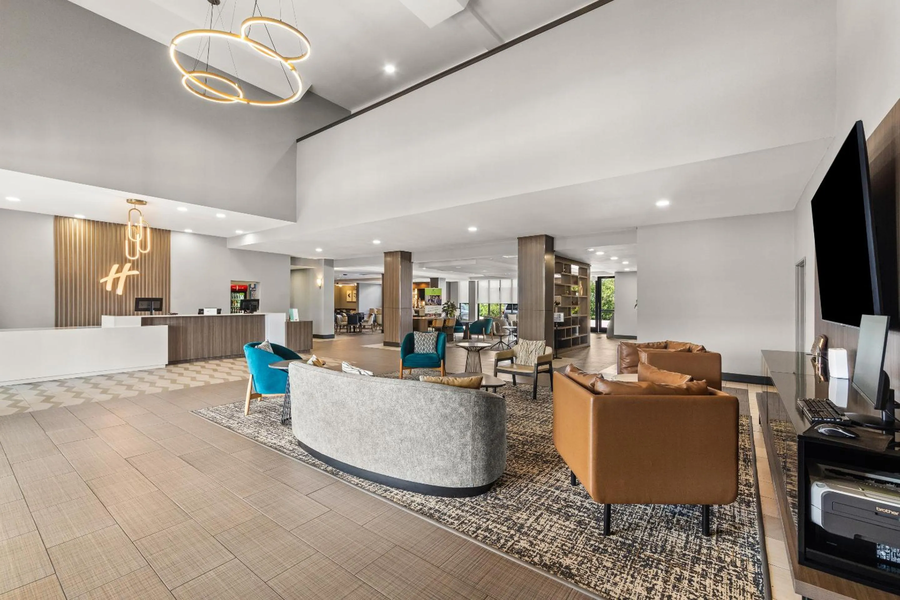 Seating area in Holiday Inn Austin North by IHG