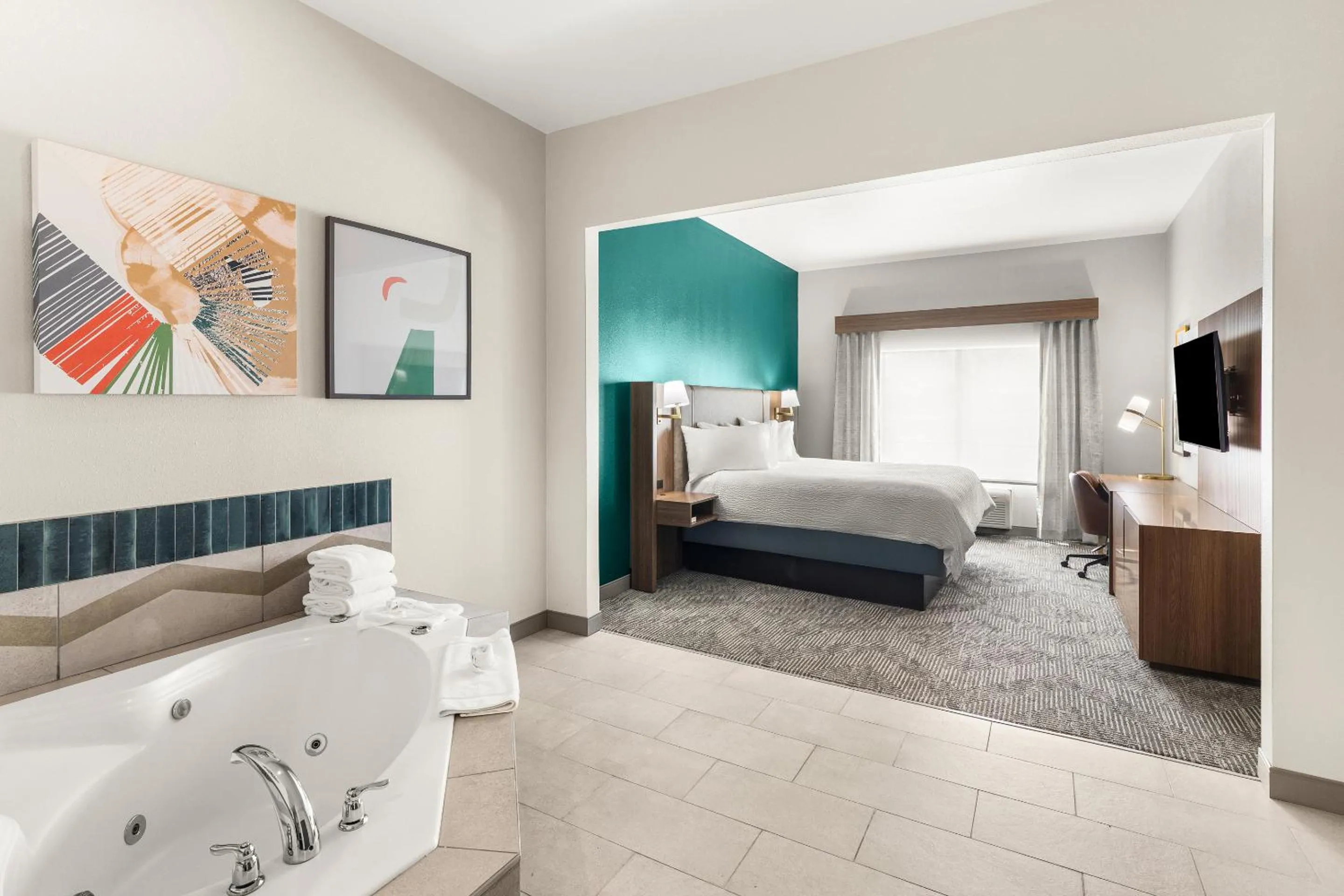 Photo of the whole room, Bed in Holiday Inn Austin North by IHG