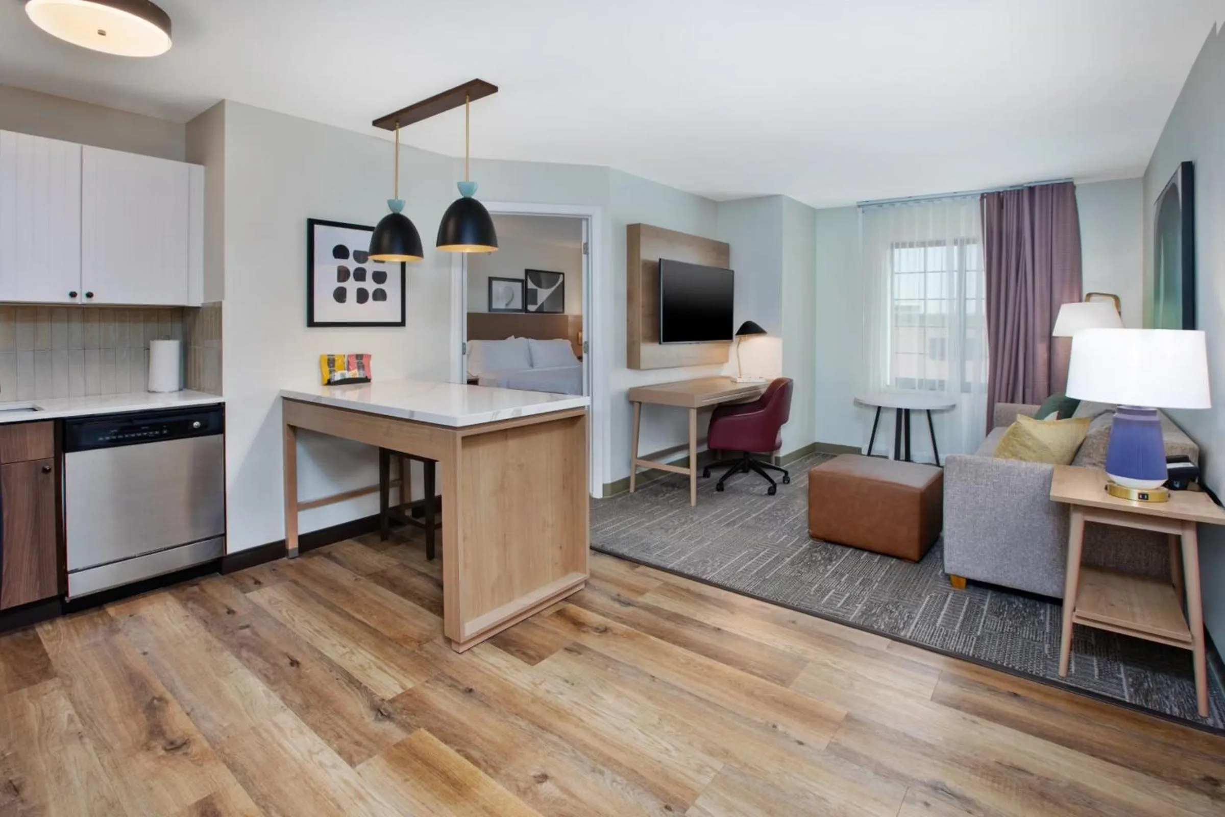 Living room in Staybridge Suites Omaha 80th and Dodge by IHG