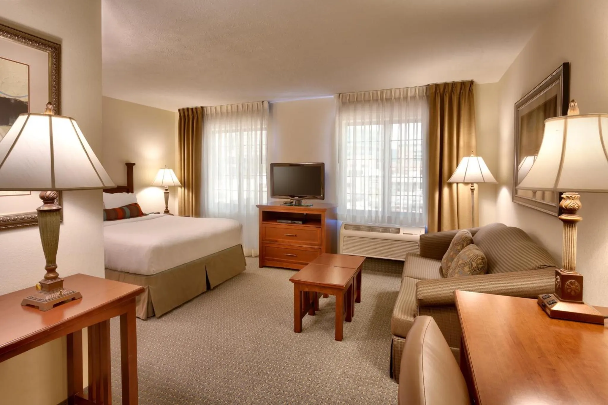 Photo of the whole room, Bed in Staybridge Suites Omaha 80th and Dodge by IHG