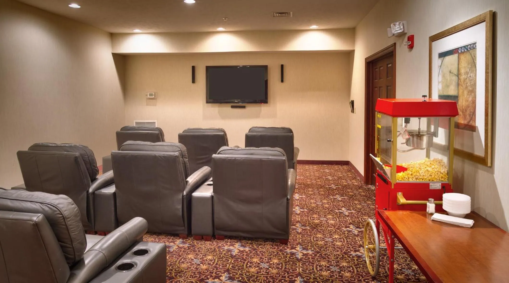 Game Room in Staybridge Suites Omaha 80th and Dodge by IHG