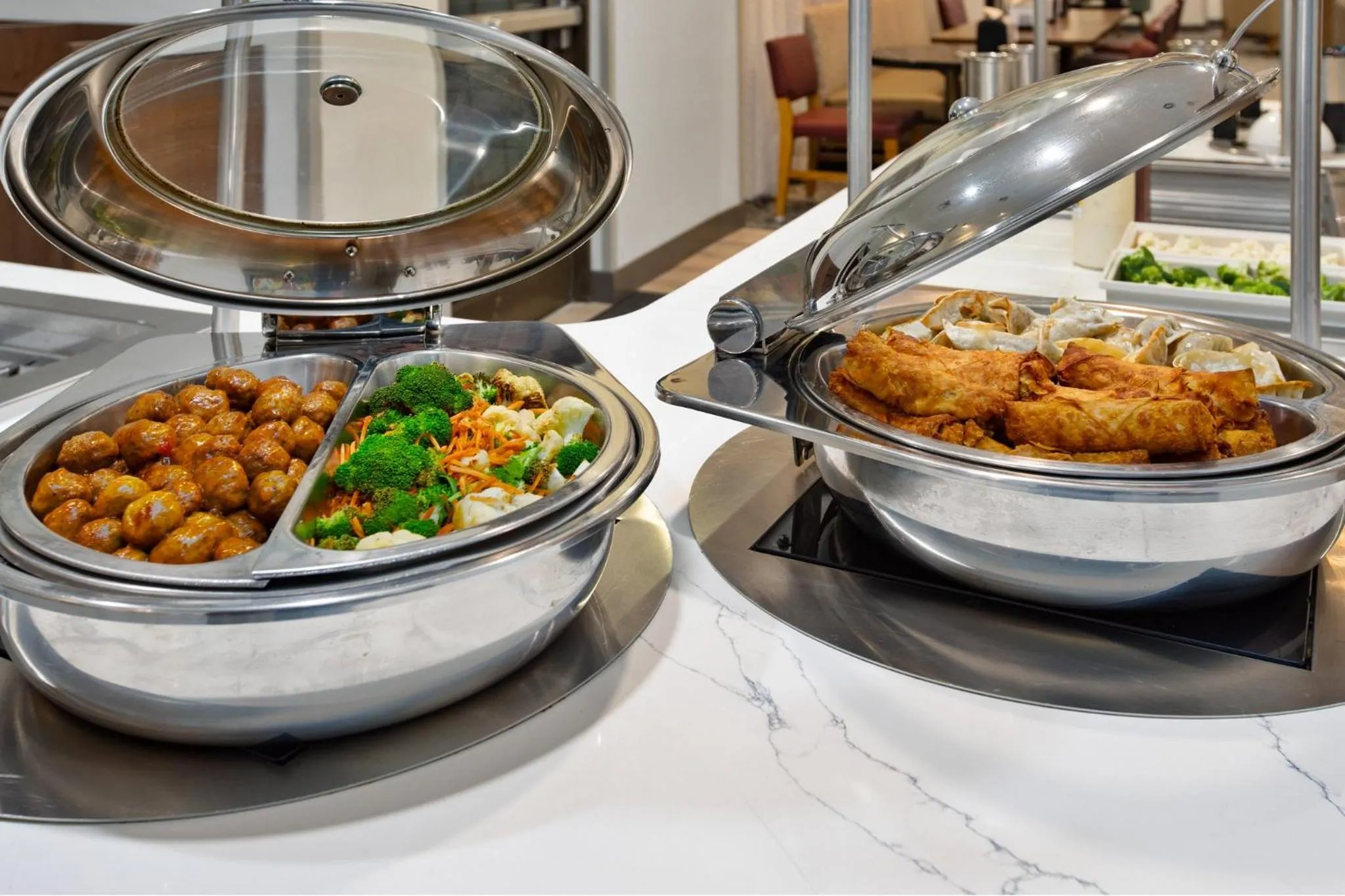 Restaurant/places to eat in Staybridge Suites Omaha 80th and Dodge by IHG