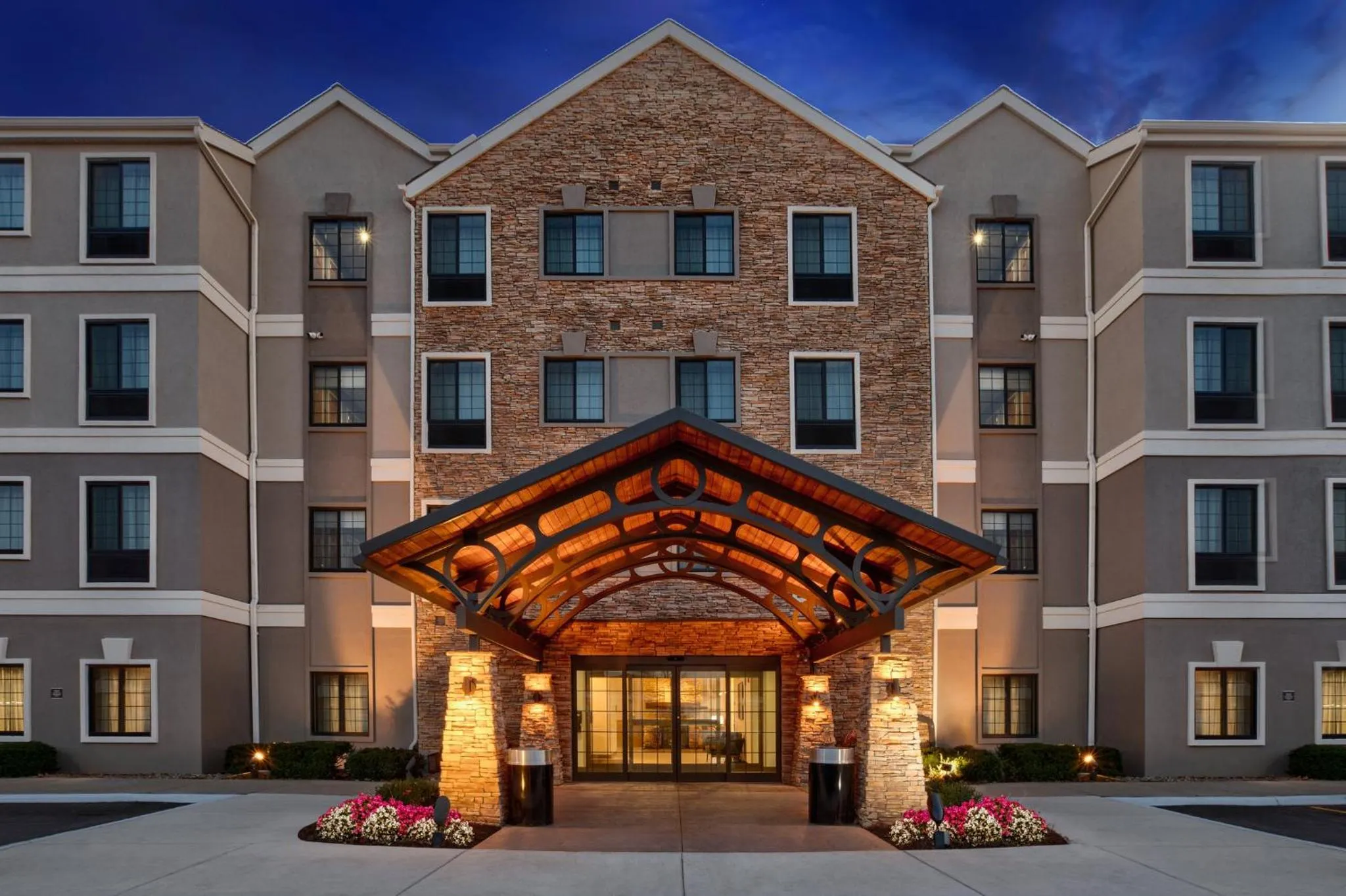 Property building in Staybridge Suites Omaha 80th and Dodge by IHG