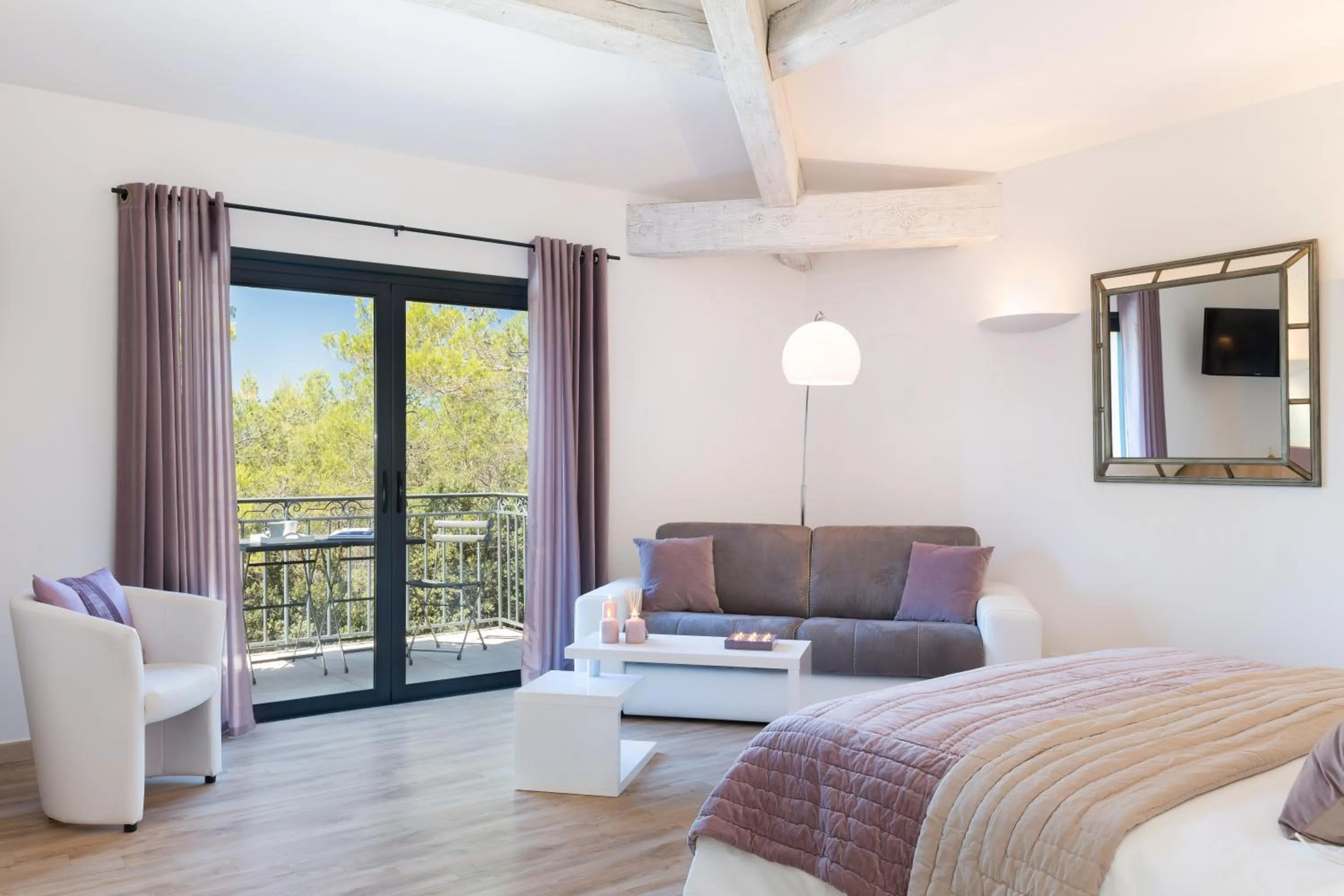 Balcony/Terrace, Bed in Château Rasque - Teritoria