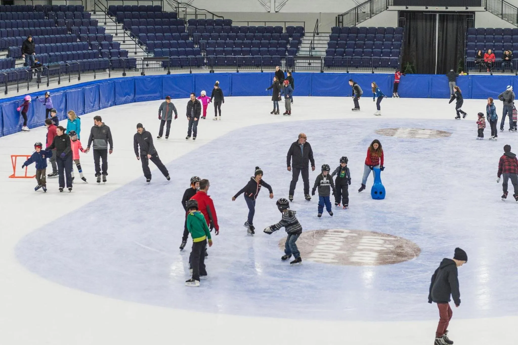 Nearby landmark in Holiday Inn Laval Montreal by IHG
