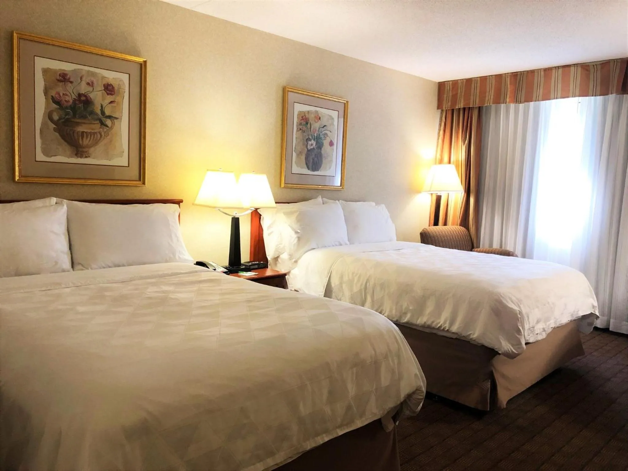 Photo of the whole room, Bed in Holiday Inn Laval Montreal by IHG