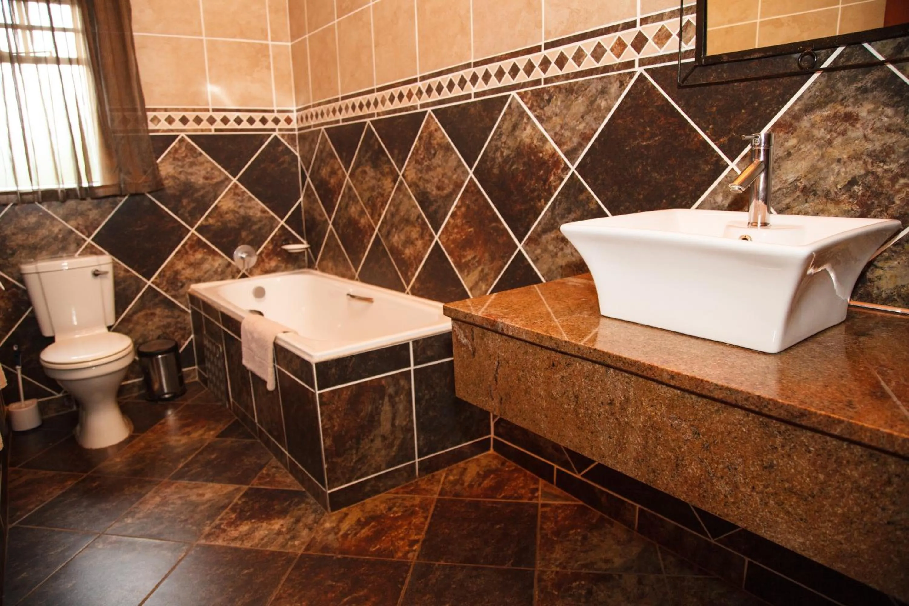 Bathroom in Blyde Canyon, A Forever Resort