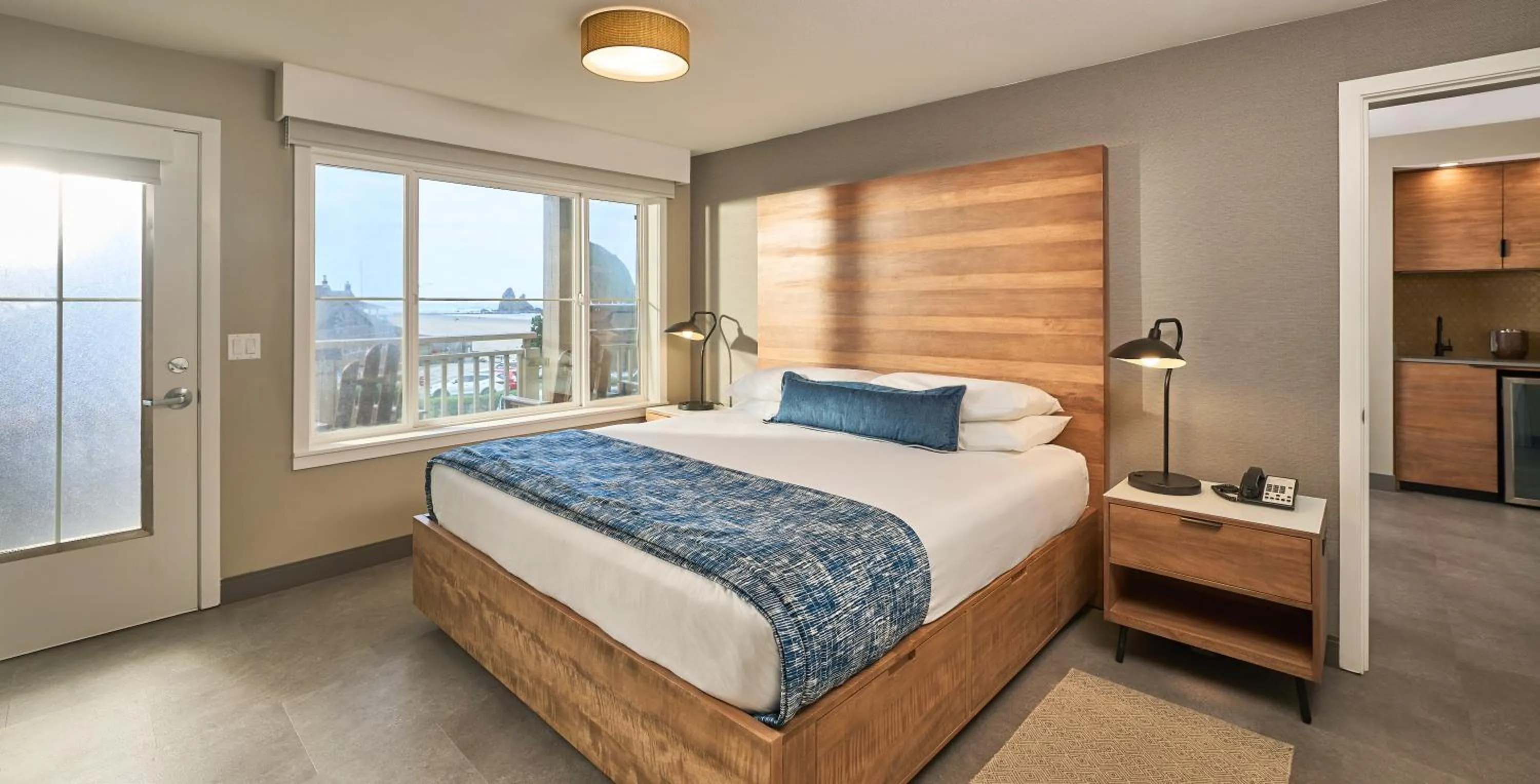 Bed in Surfsand Resort