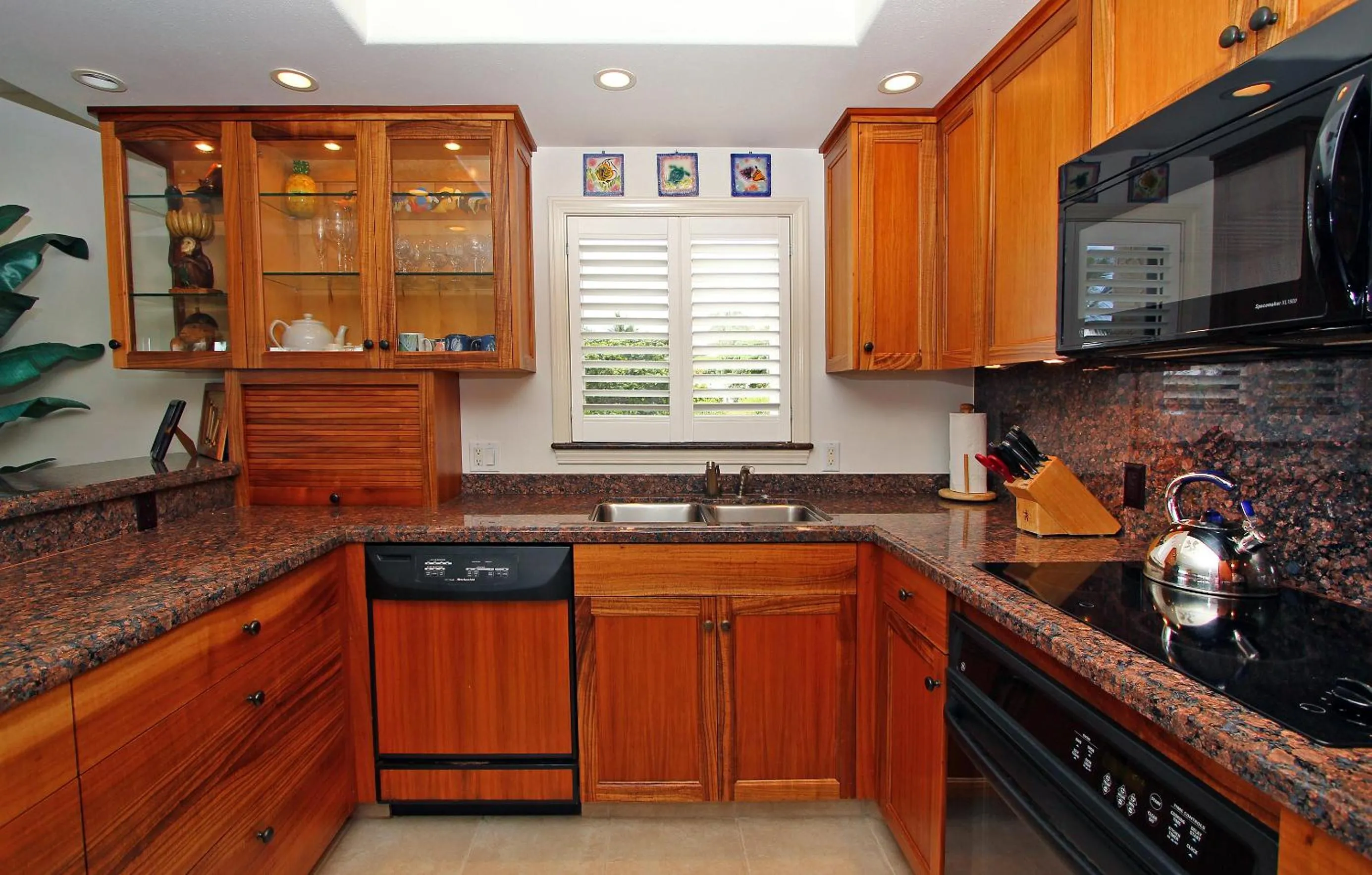 Kitchen or kitchenette in Polo Beach Club - CoralTree Residence Collection