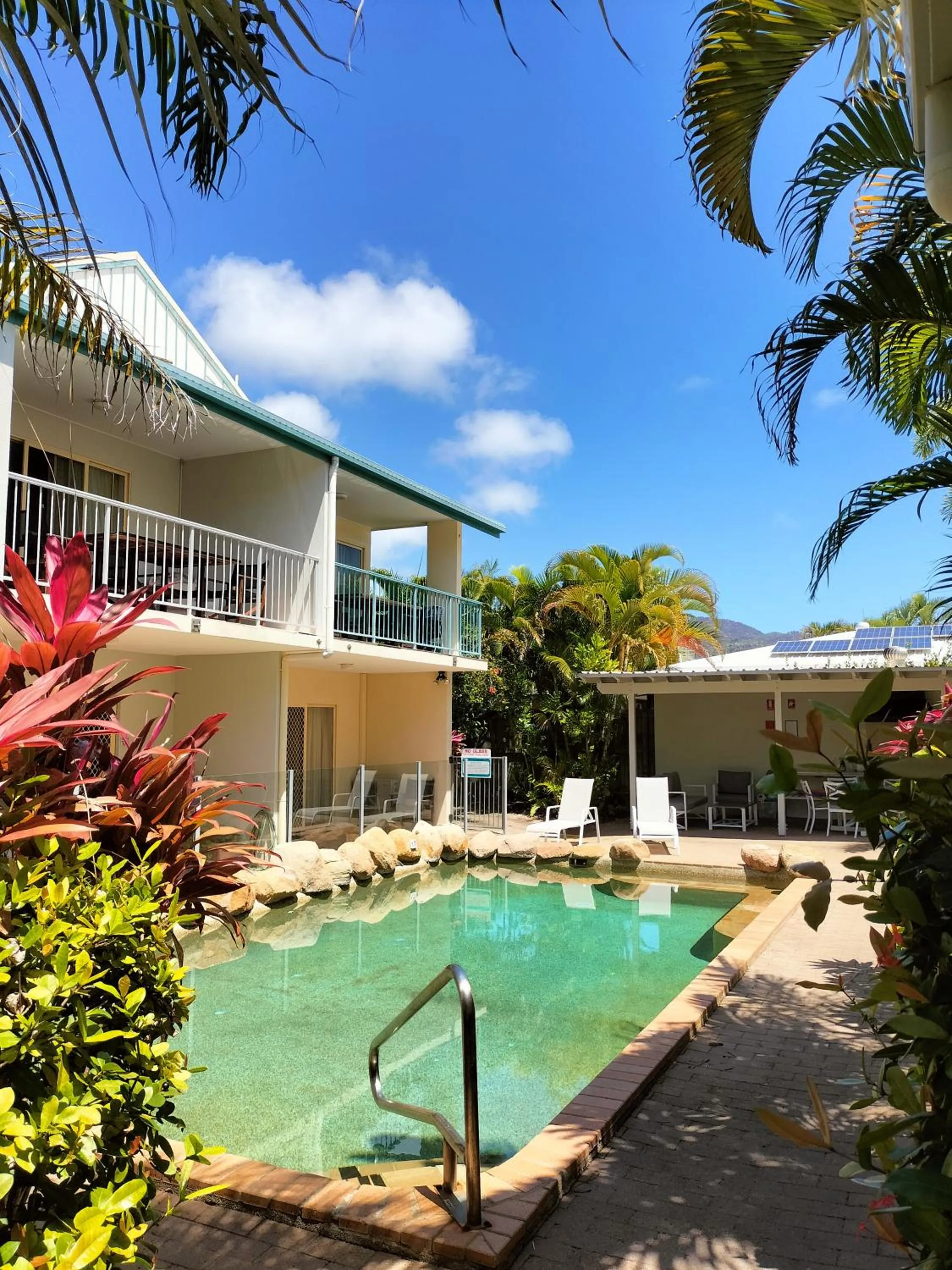 Swimming pool in Sails On Horseshoe