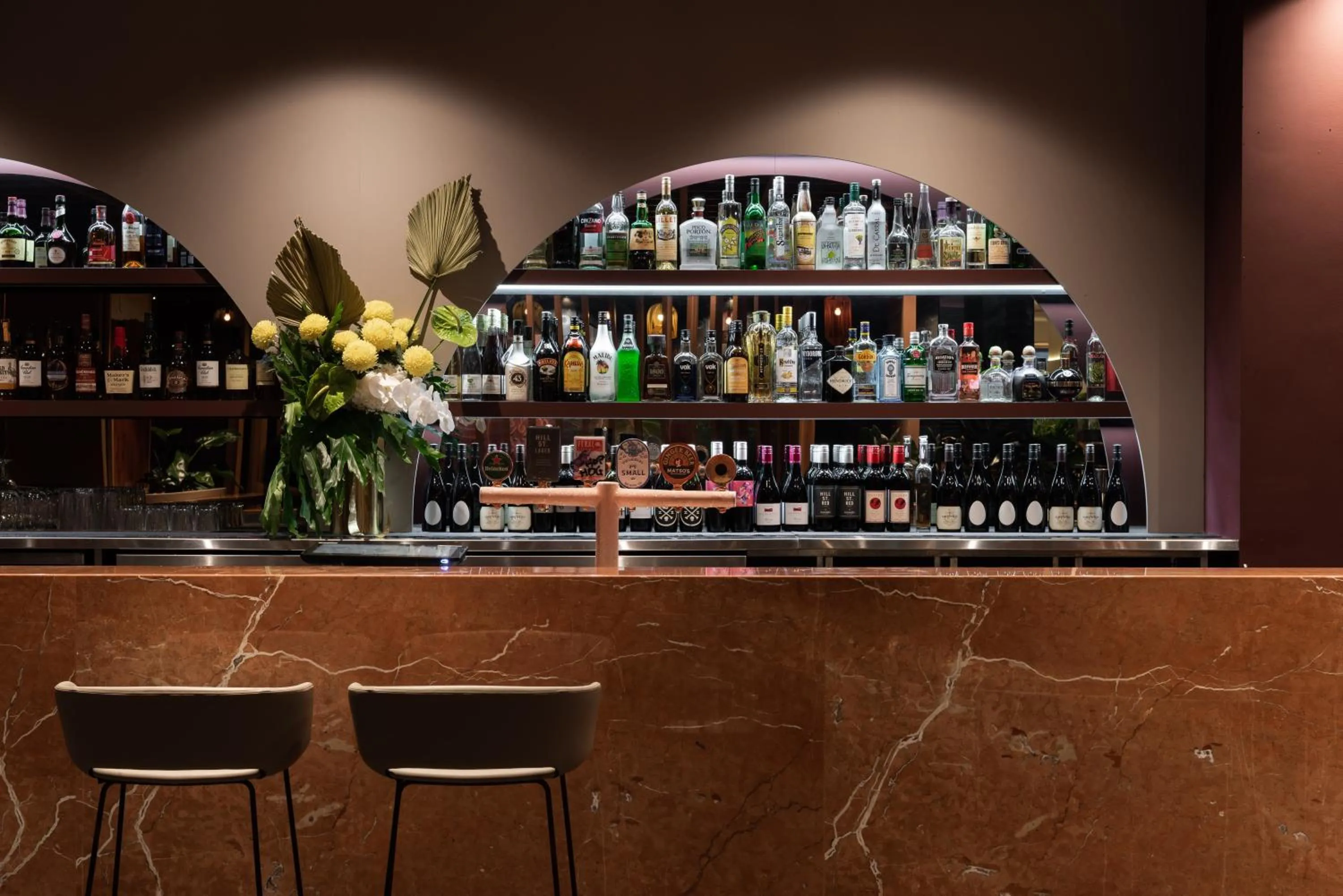 Lounge or bar in Pan Pacific Perth