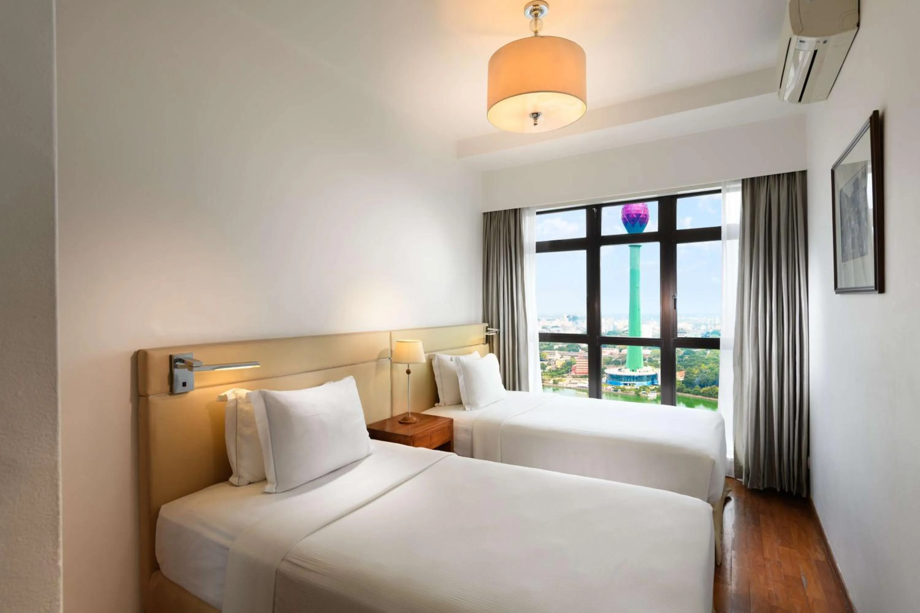 Bed in Hilton Colombo Residence