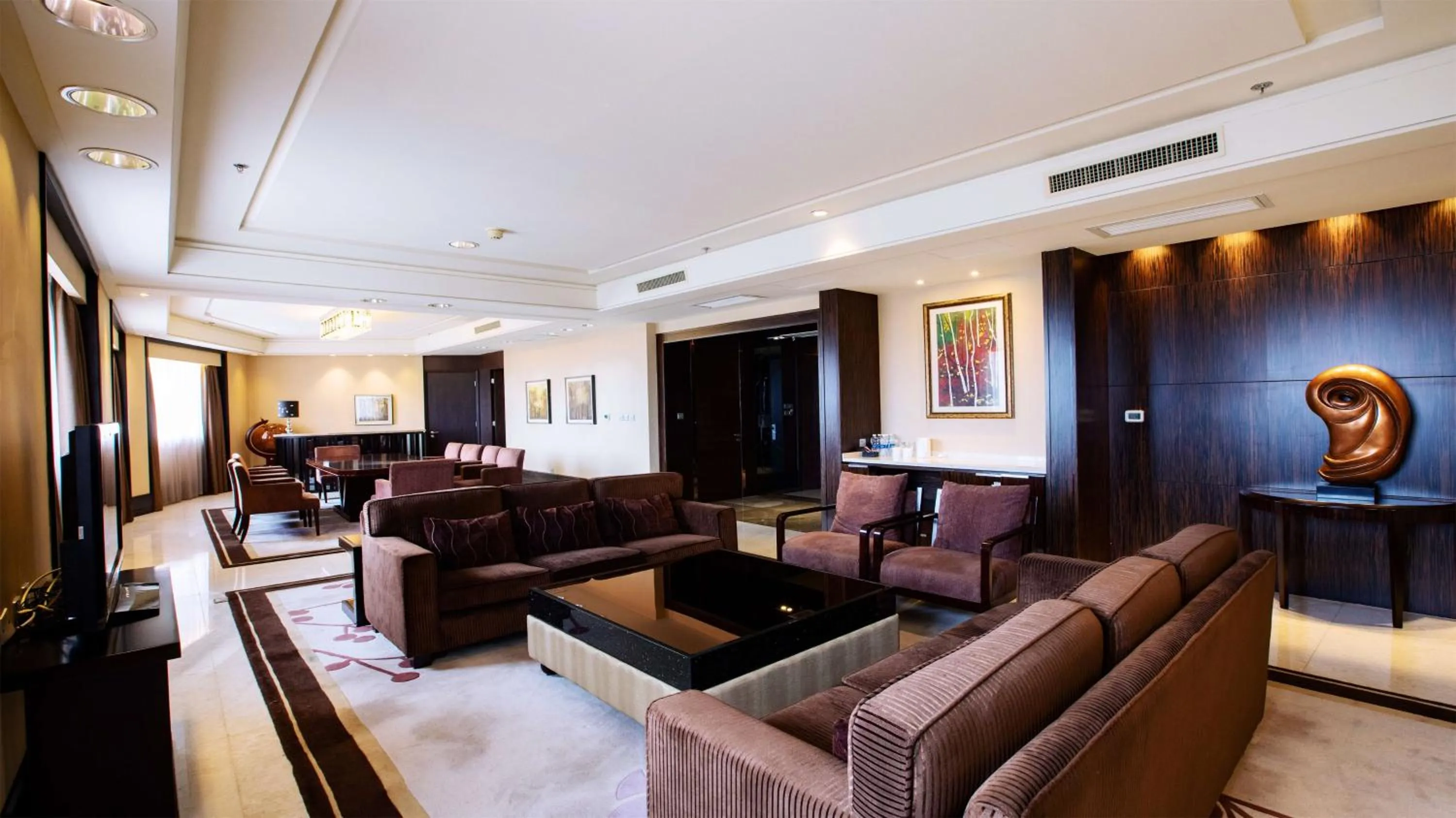 Photo of the whole room in Holiday Inn Mudanjiang by IHG