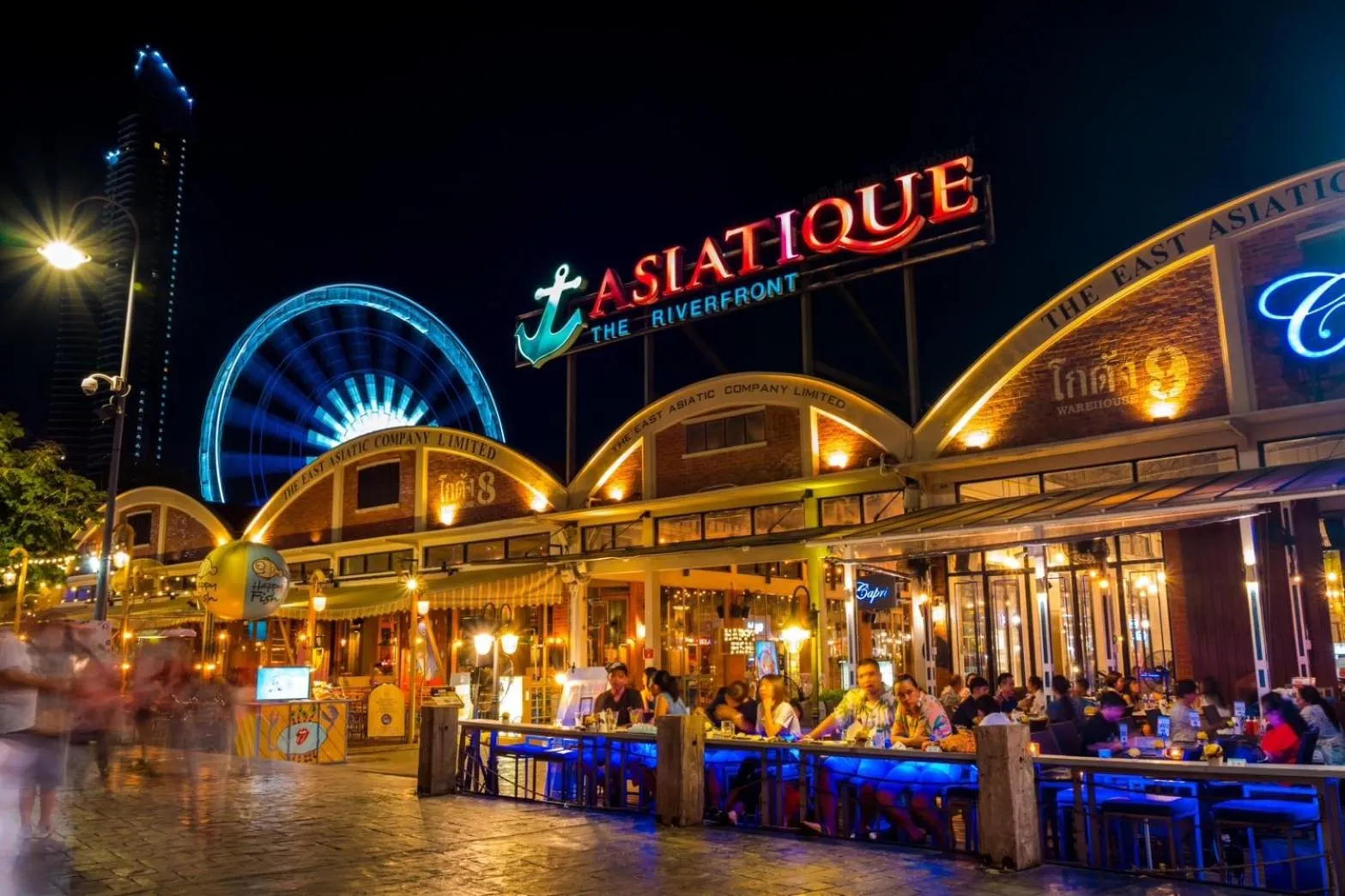 Restaurant/places to eat in Miloft Sathorn Hotel - SHA Plus Certified